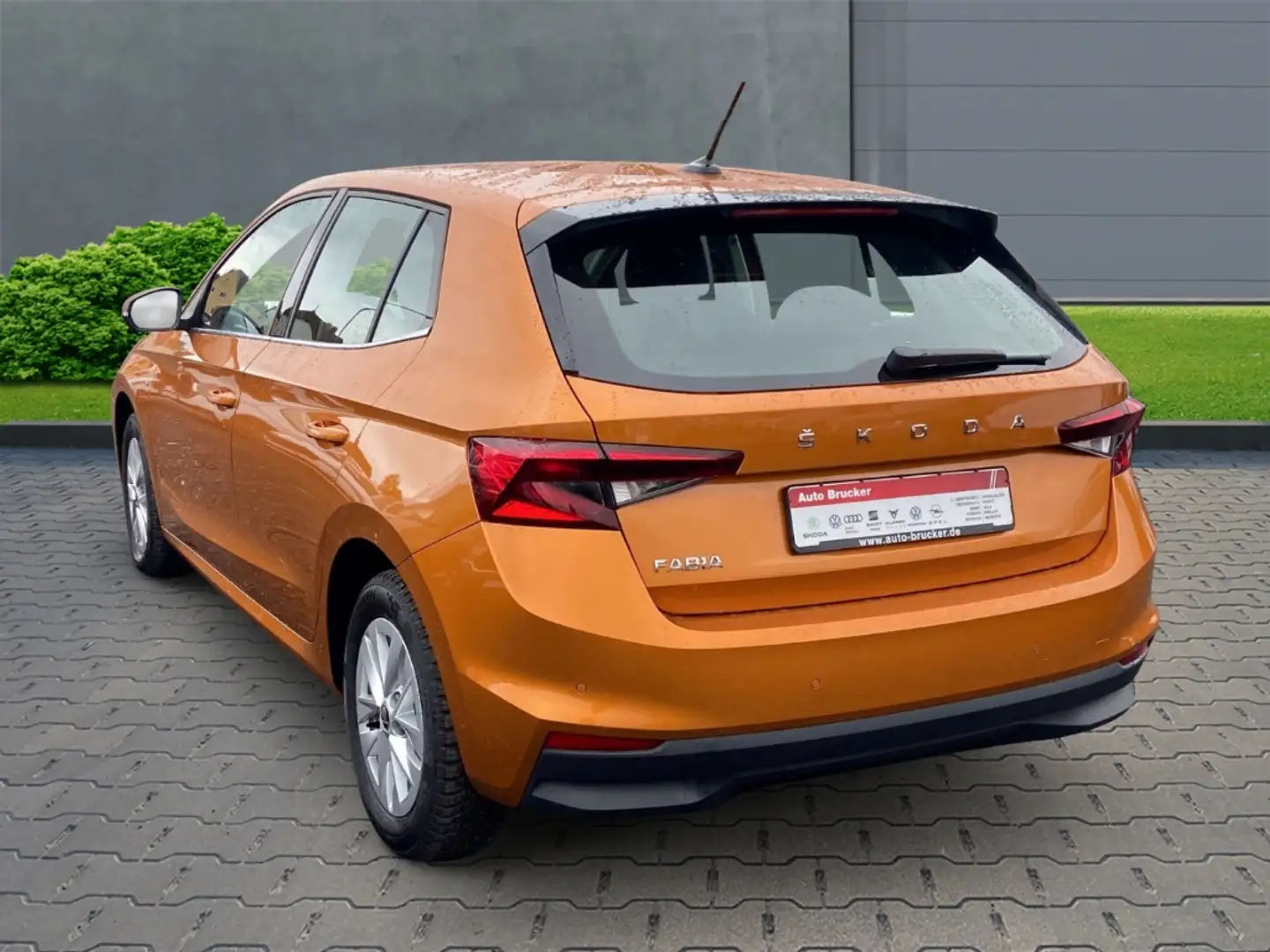 Skoda Fabia Style 1.0 TSI+Alufelgen+Klimaautomatik+Sitzheizung Orange - 2