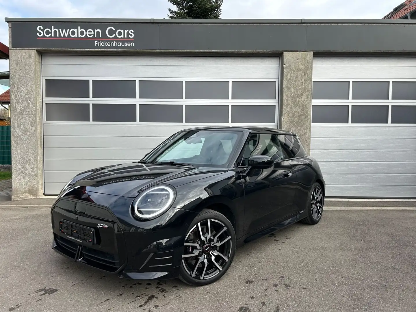 MINI Cooper SE JOHN COOPER WORKS XL HUD ACC H&K Pano Schwarz - 1