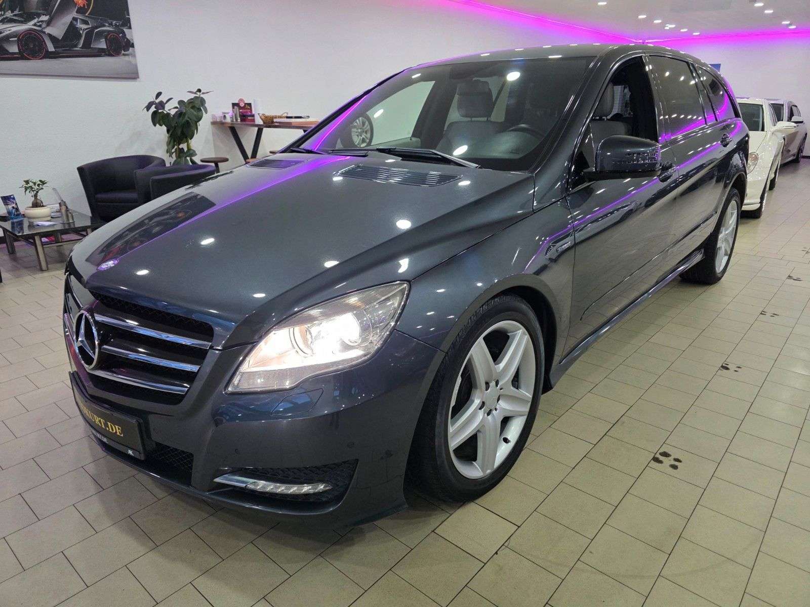 Second hand Mercedes Benz R-Class 