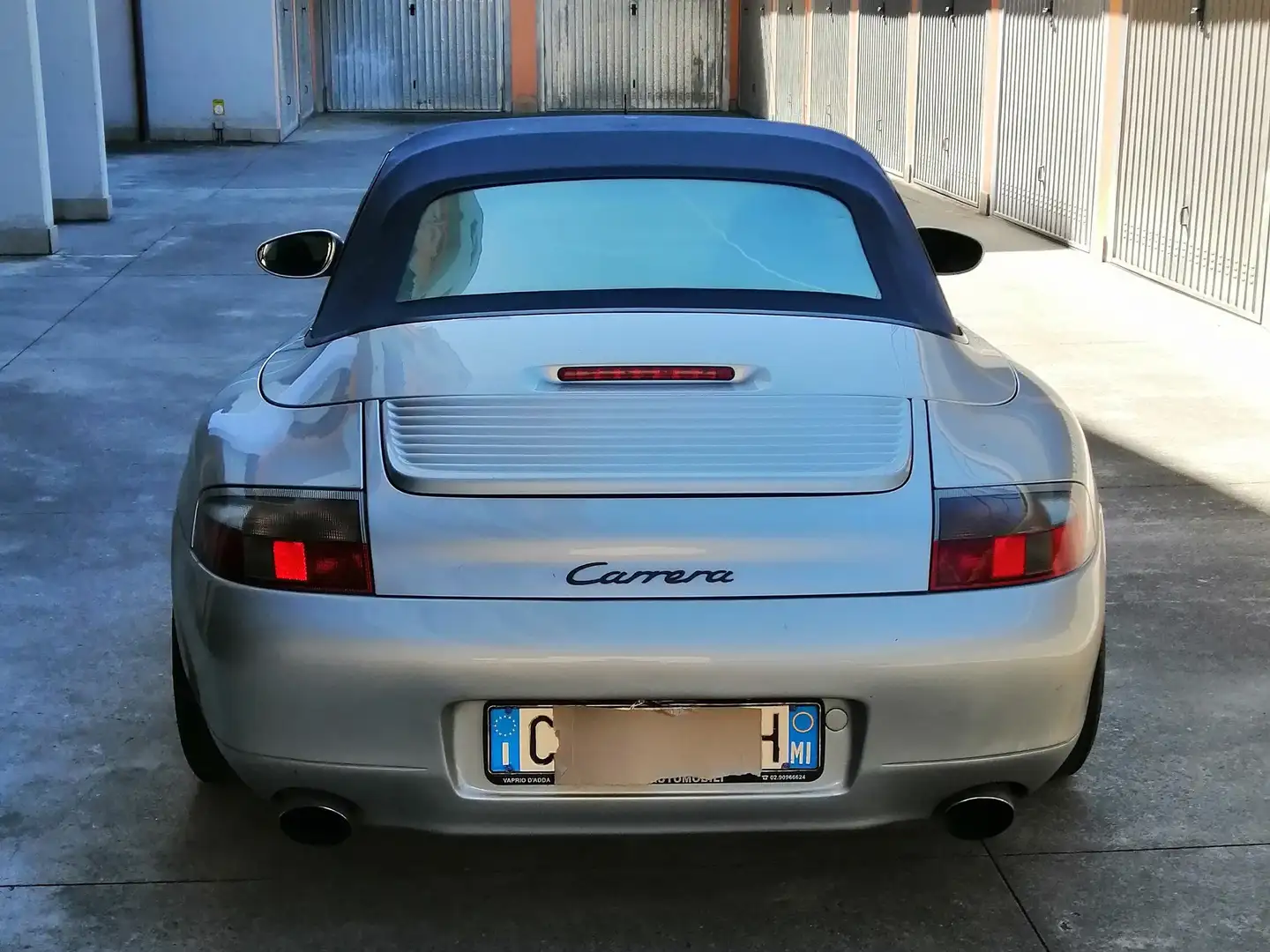 Porsche 996 996 Cabrio 3.4 Carrera gomme posteriori nuove. Argento - 2