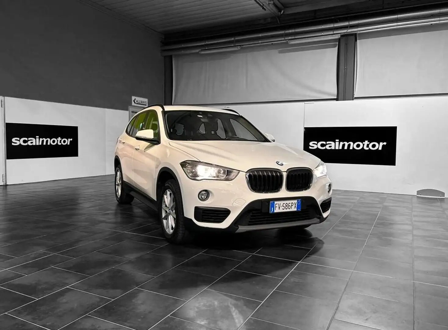 BMW X1 sdrive18d Advantage my18 - 1