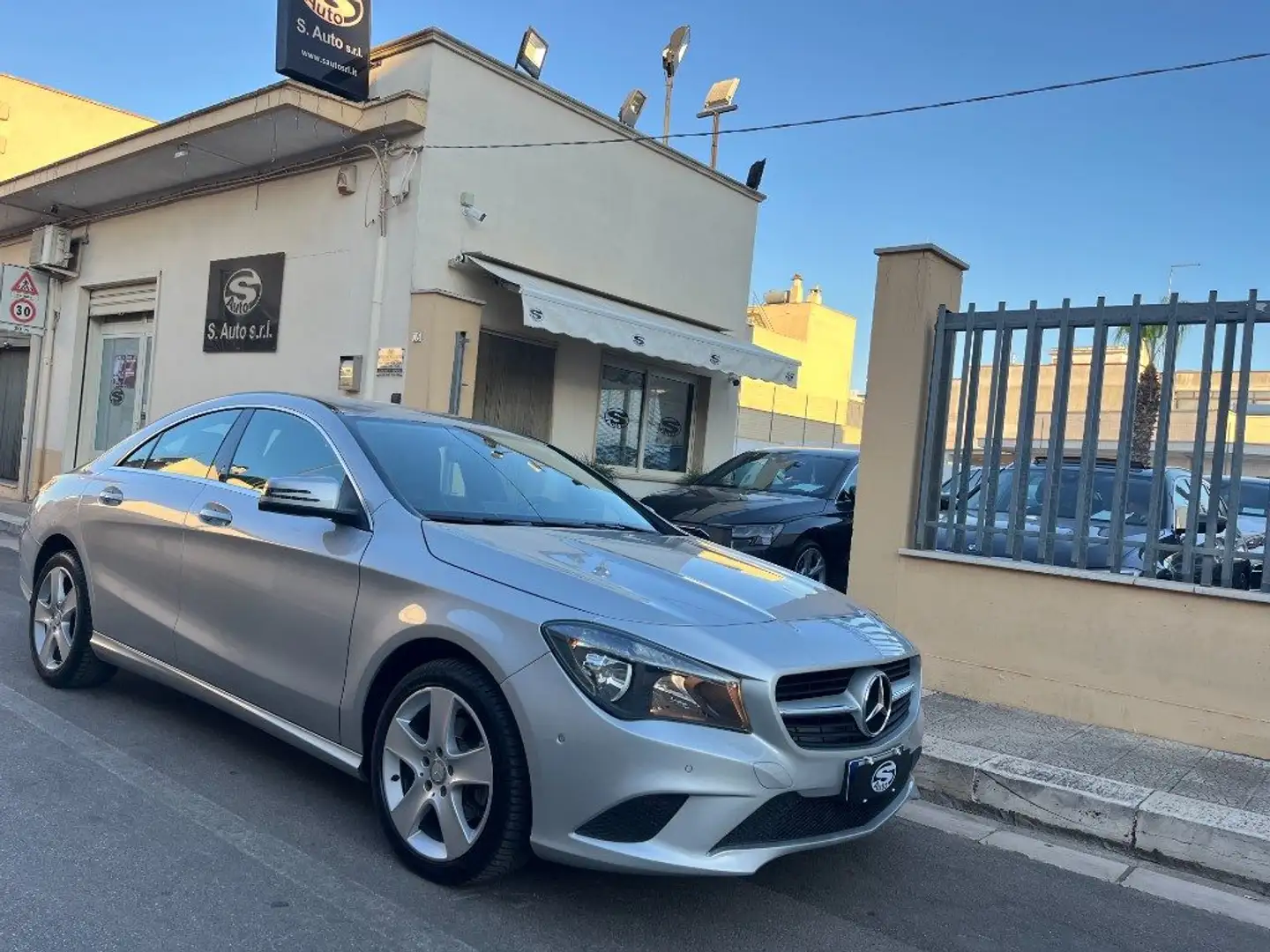 Mercedes-Benz CLA 180 CDI Sport Argent - 1