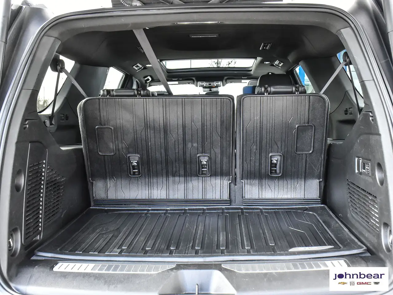 GMC Yukon снимка GMC Yukon