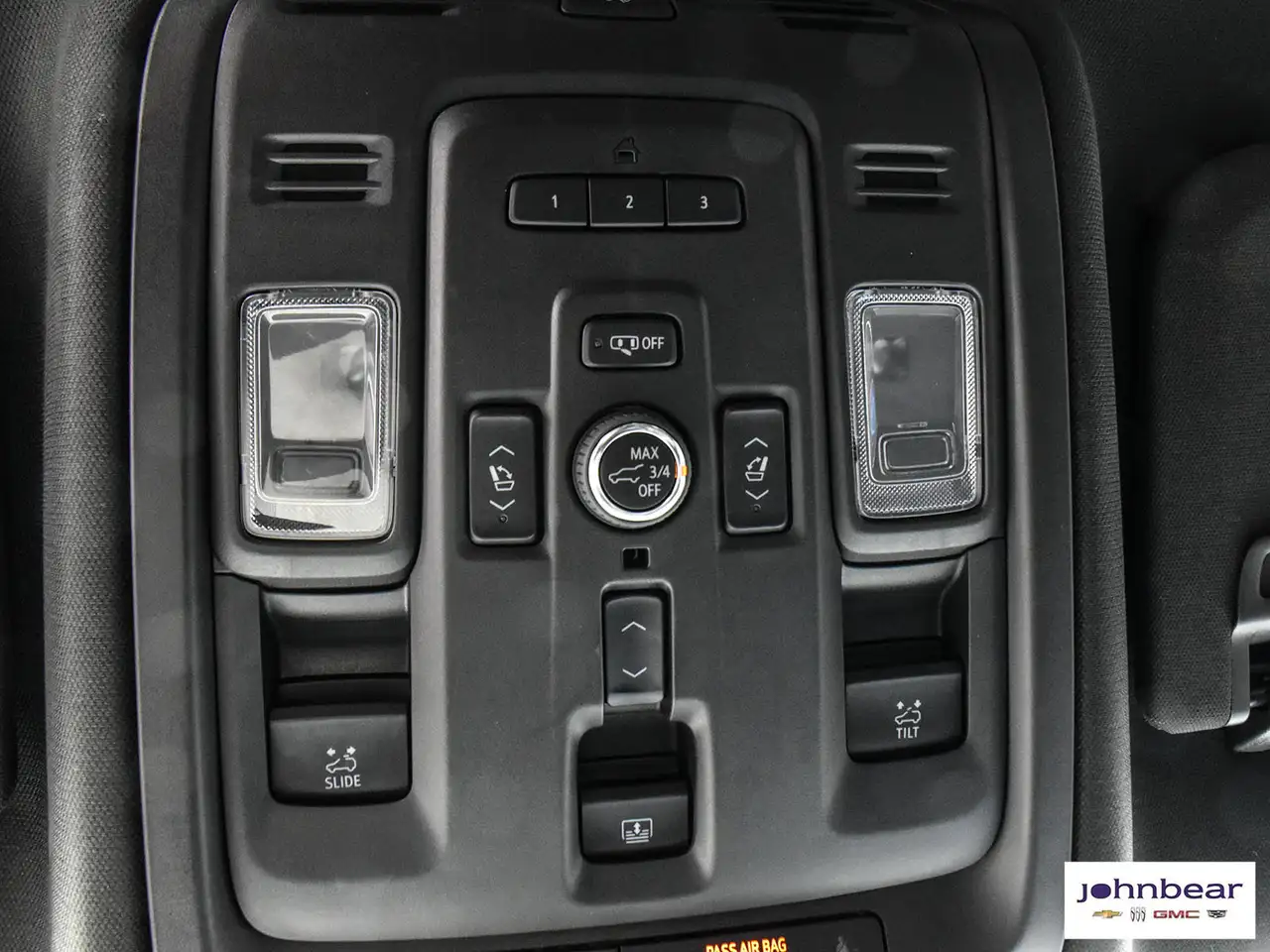 GMC Yukon снимка GMC Yukon