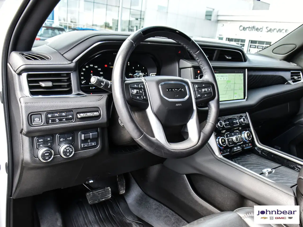 GMC Yukon снимка GMC Yukon
