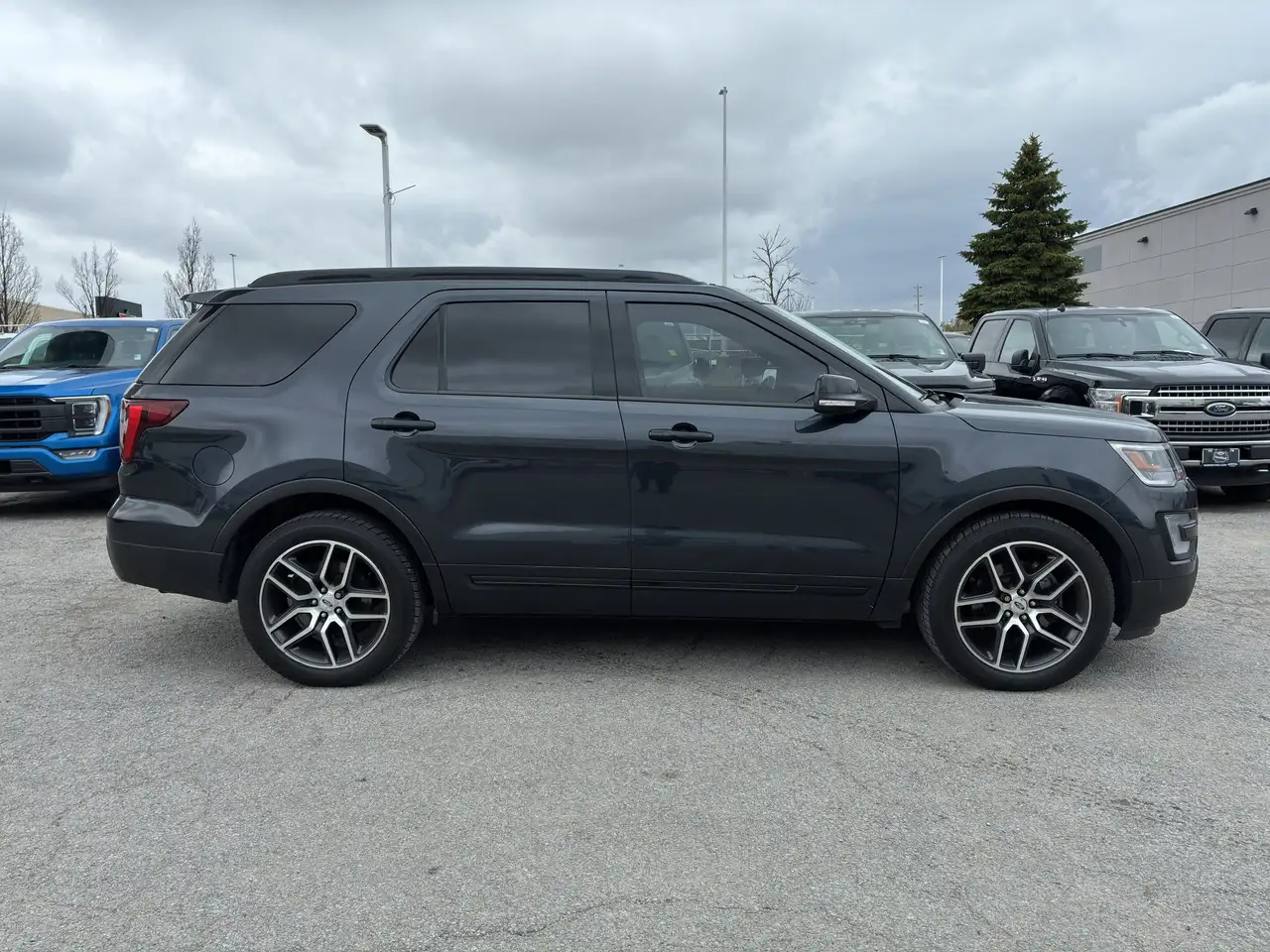 Ford Explorer fotografie Ford Explorer