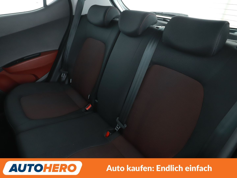 Hyundai i10 1.2 Style Aut.*NAVI*PDC*SHZ*LHZ*ALU*KLIMA* — photo 14