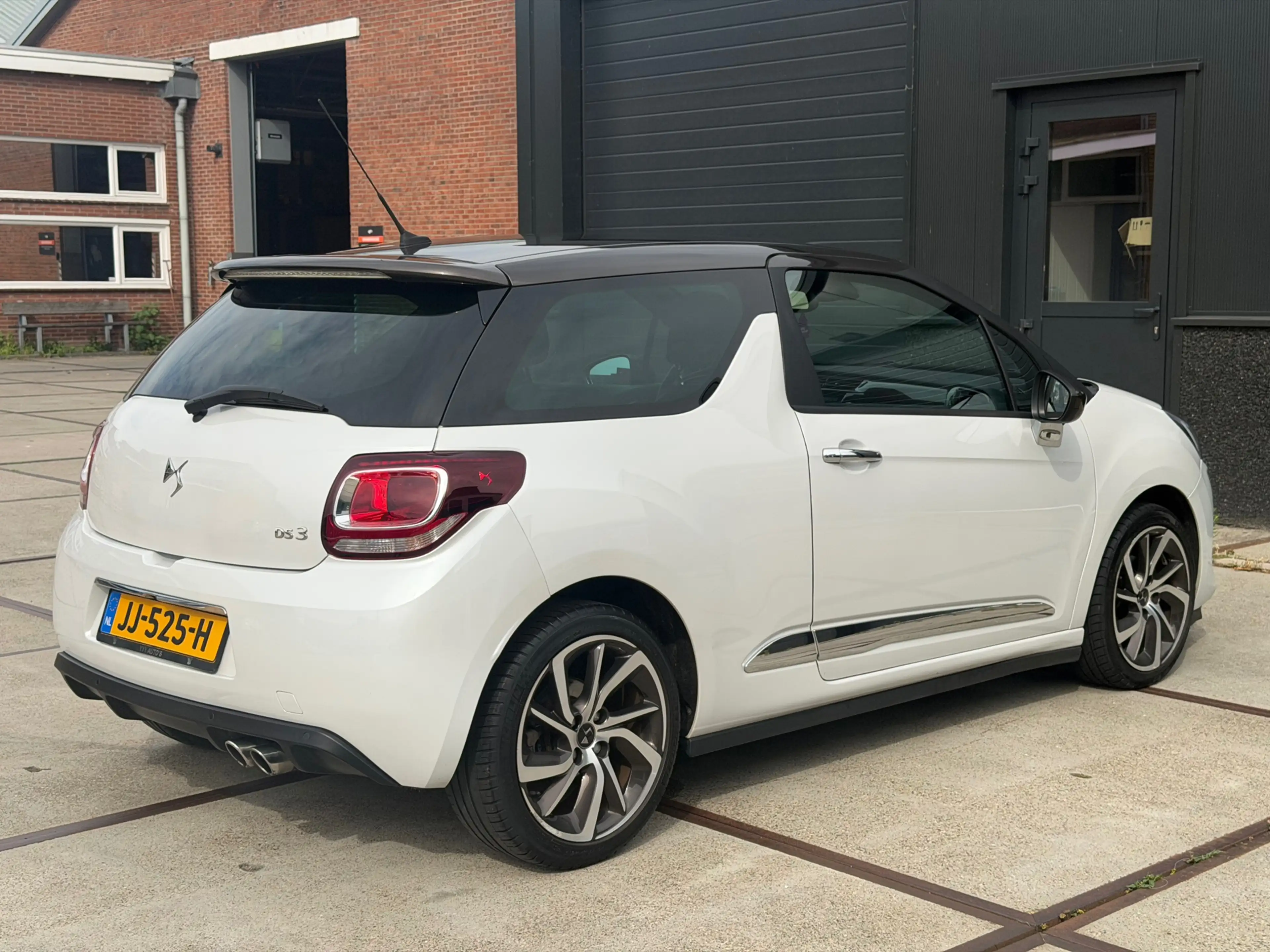 DS Automobiles DS 3 1.2 PureTech Sport Chic Cruise Leder Facelift NAP — photo 5