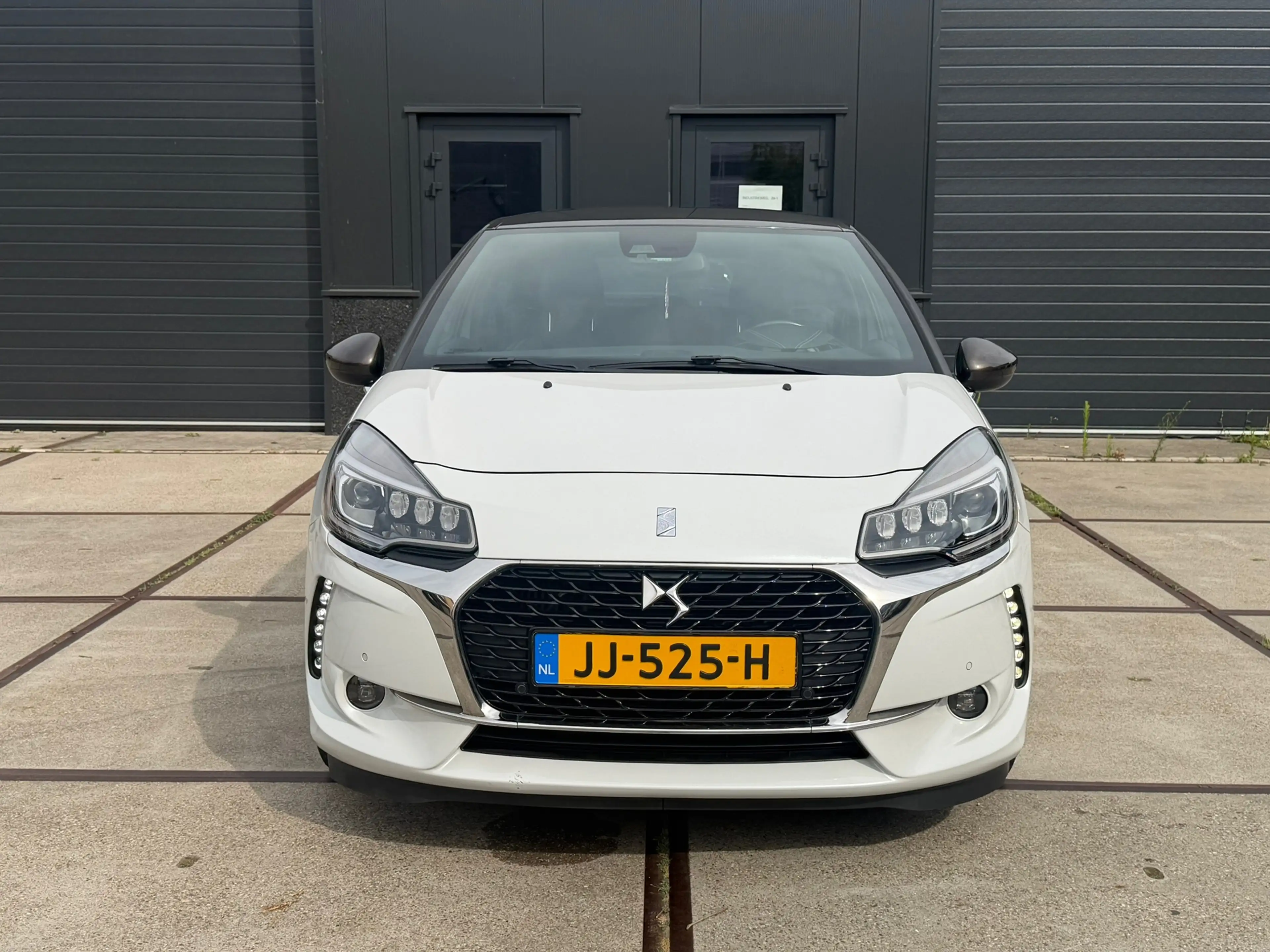 DS Automobiles DS 3 1.2 PureTech Sport Chic Cruise Leder Facelift NAP — photo 3