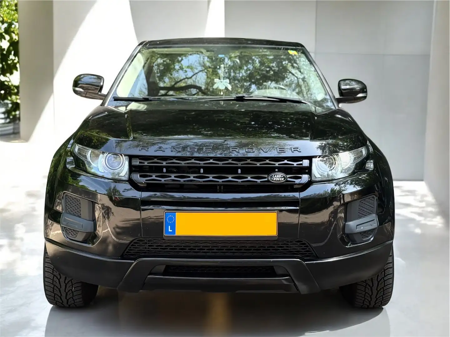 Land Rover Range Rover Evoque TD4 2.2D 150CH 4X4 AUTOMATIQUE Noir - 2