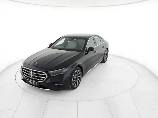 Mercedes-Benz E 220 220 d exclusive premium plus 4matic auto