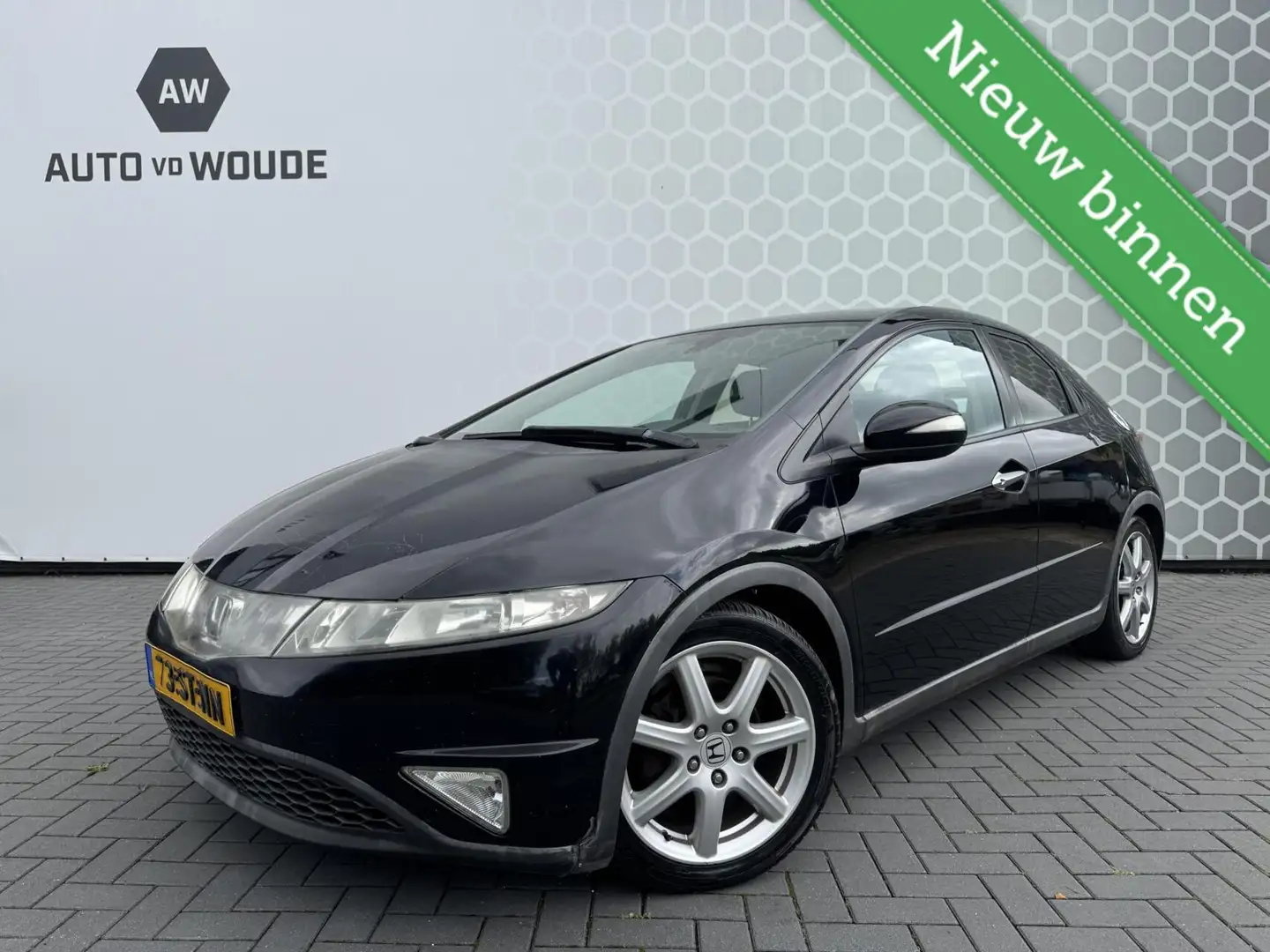 Honda Civic 1.8 Sport velours digitale teller Zwart - 1