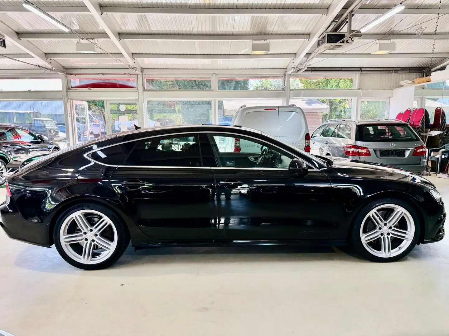 Audi A7 3.0 TDI 3xSline Matrix 320PS Voll Ausstattung Schwarz - 2