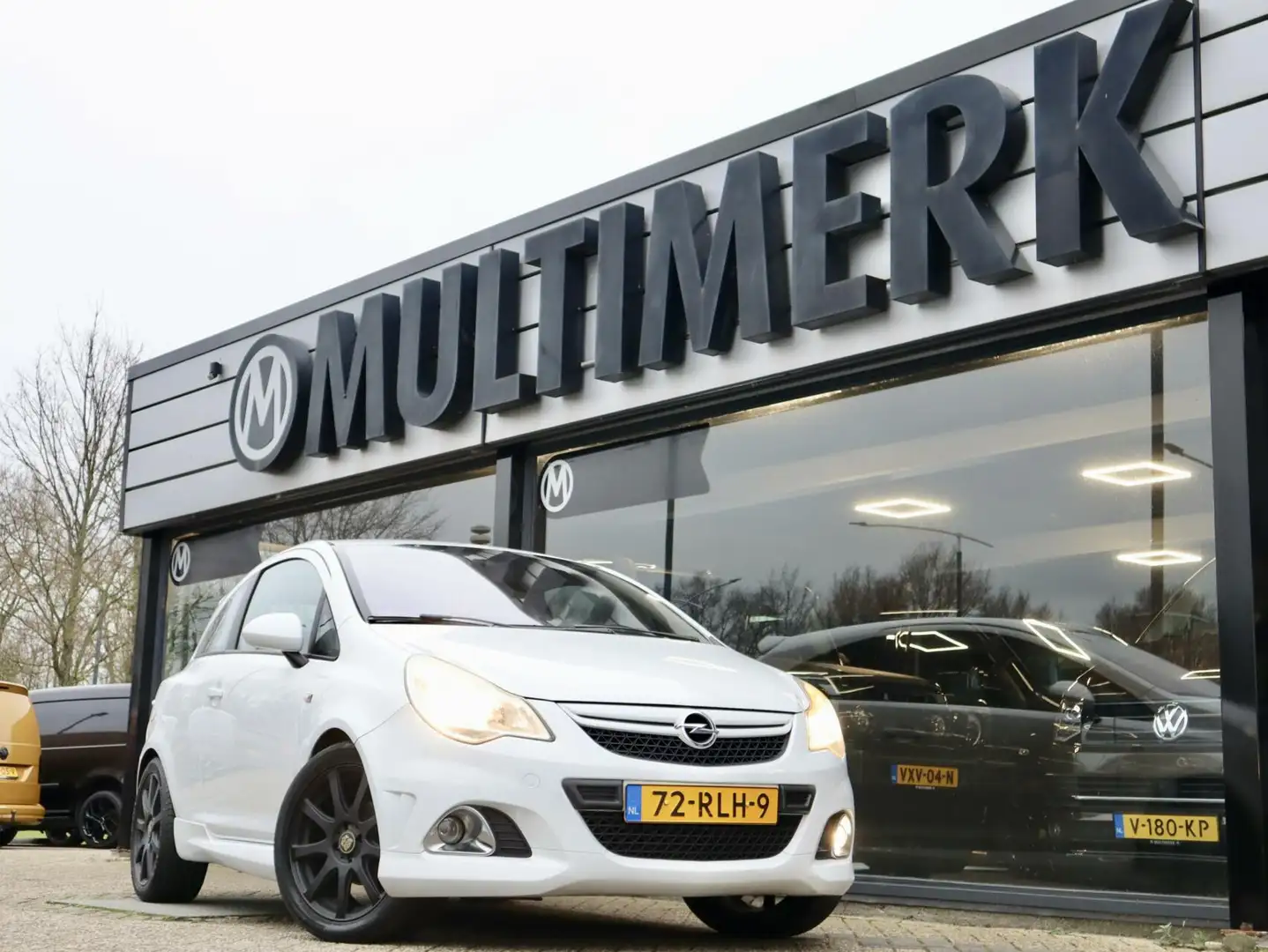 Opel Corsa 1.3 CDTi Sport Edeition OPC Blanc - 1