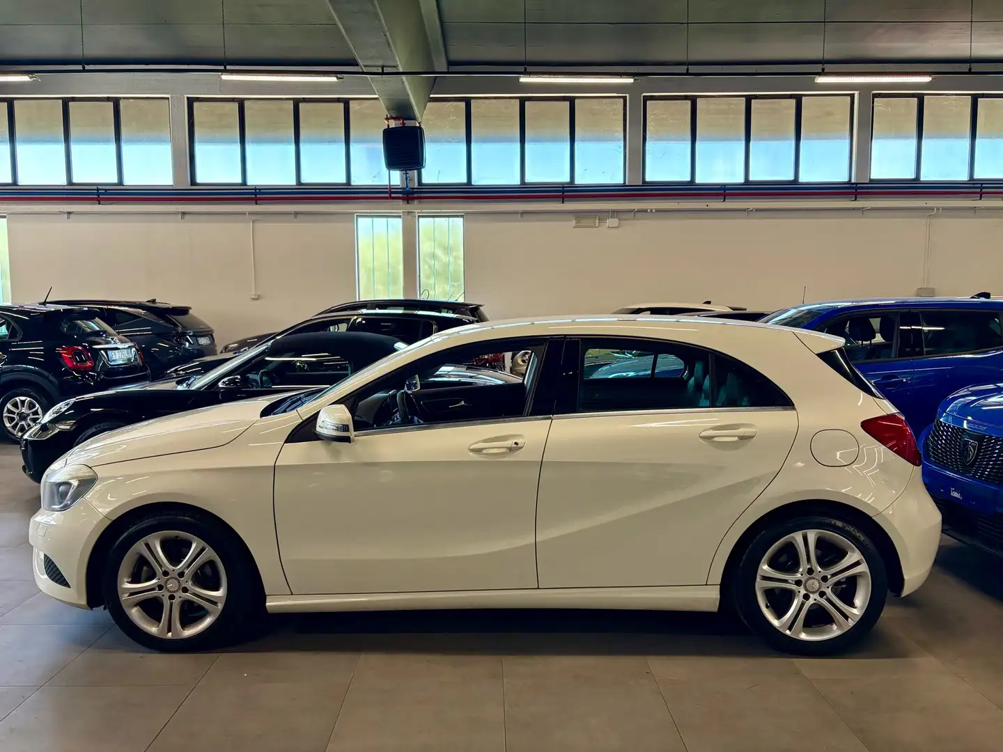 Mercedes-Benz A 180 Classe A - W176 cdi Sport Alb - 2