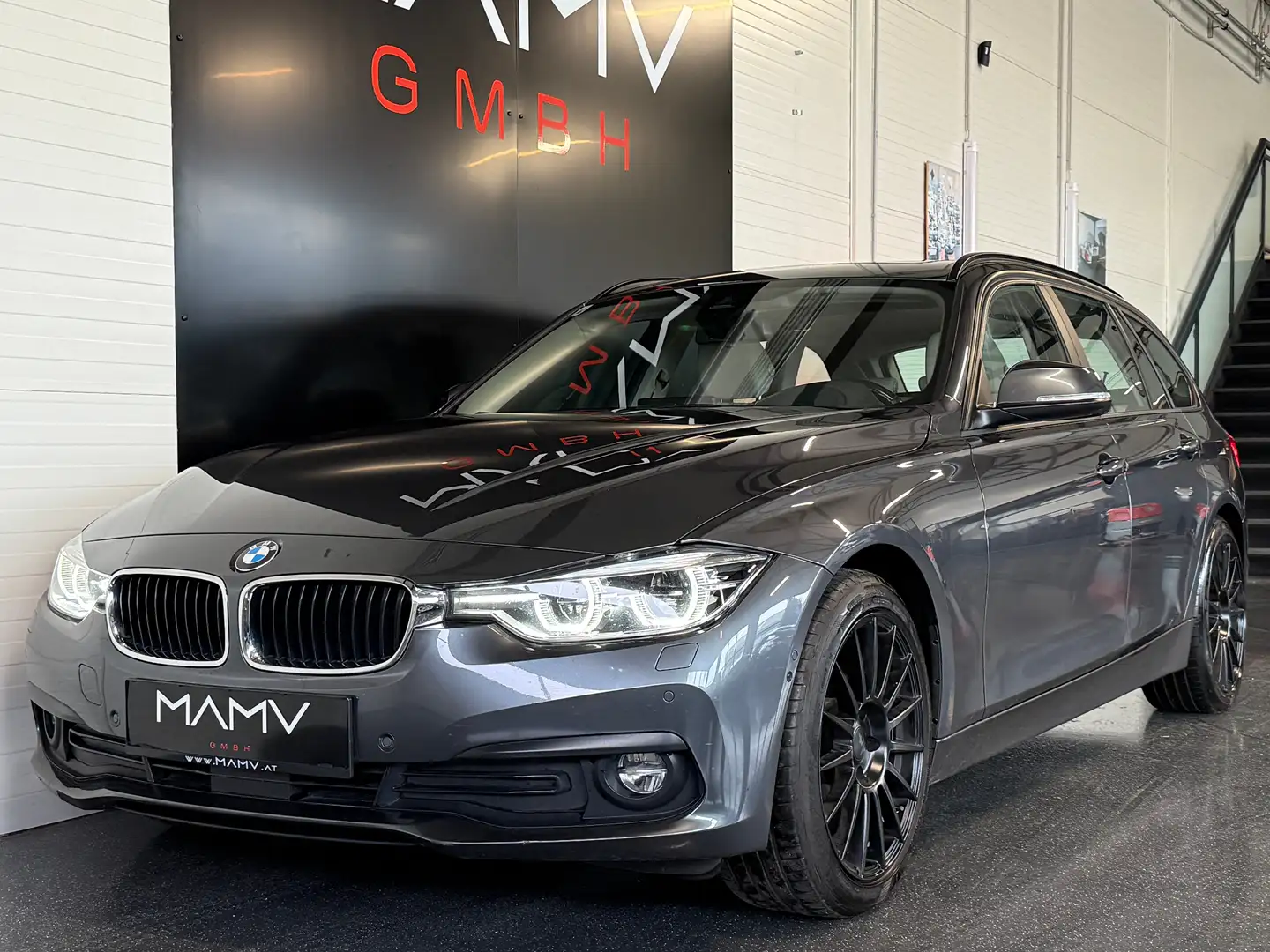 BMW 320 d F31 LCI2  Dynamics Advantage Top Ausstattung Grau - 1