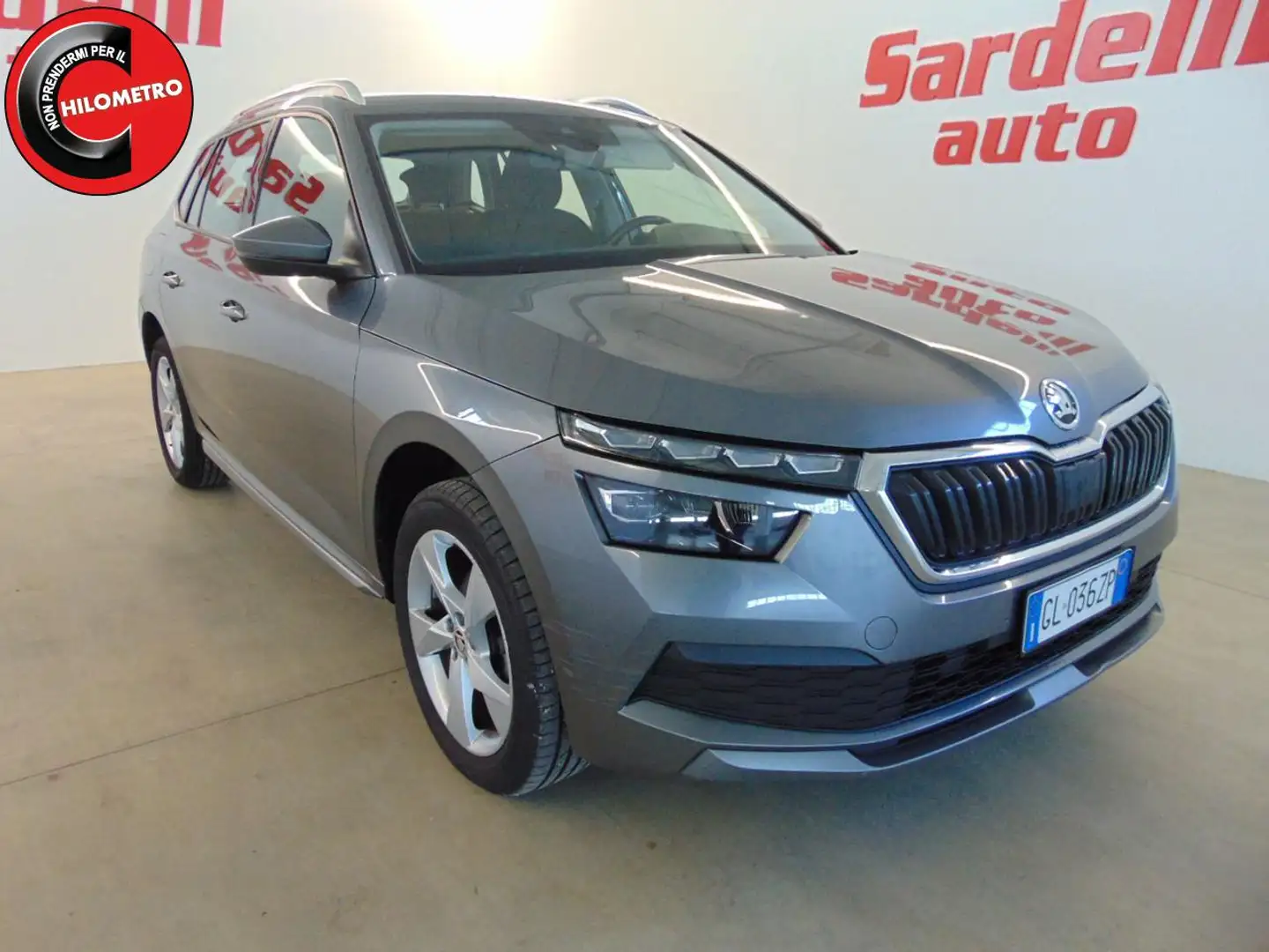 Skoda Kamiq 1.0 TSI 110 CV DSG Style Gris - 2