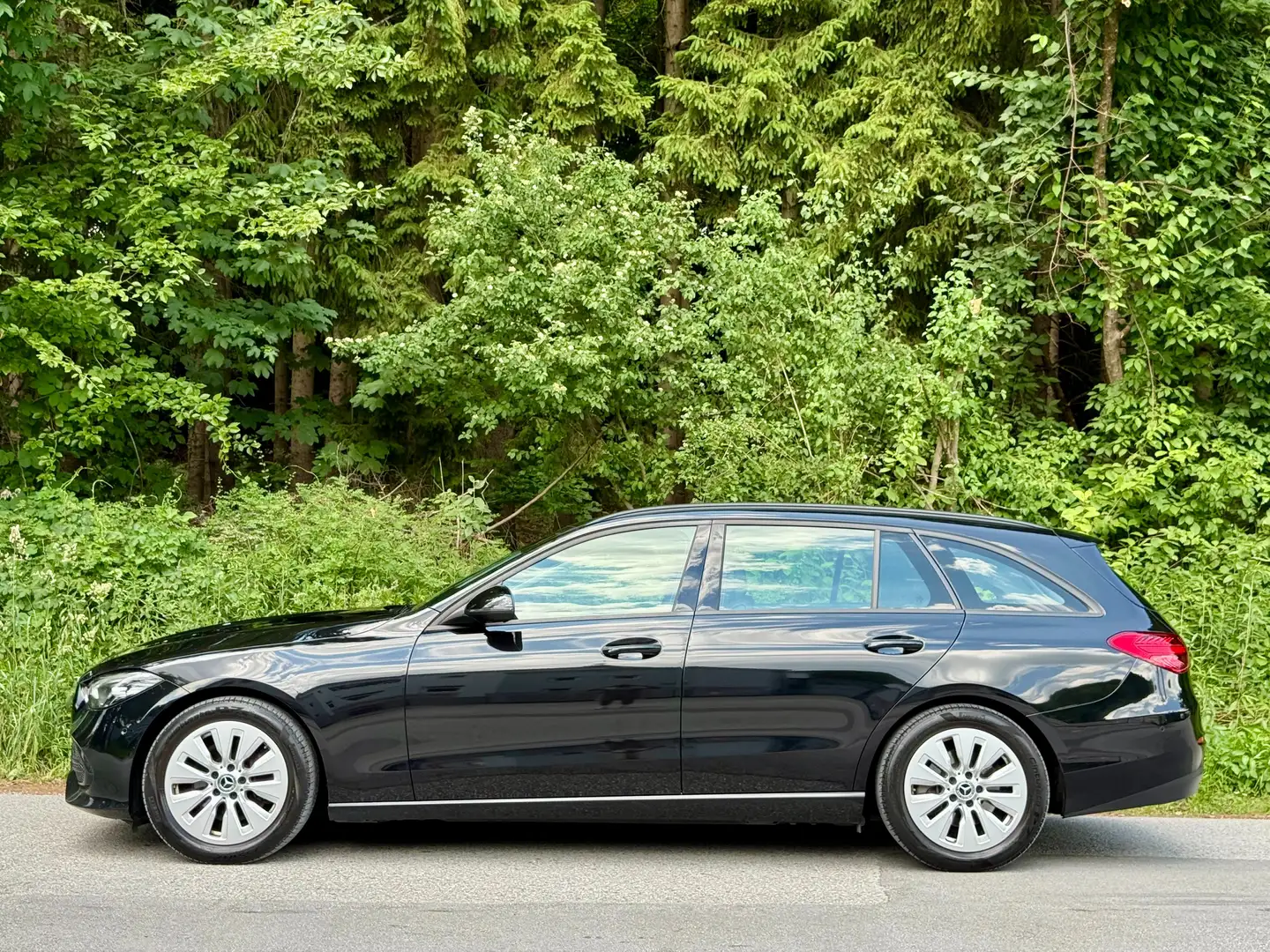 Mercedes-Benz C 220 C220*1BESITZ*ABSTANDSTEM*TOTWINK*DIGITACHO*LEDER* Schwarz - 2