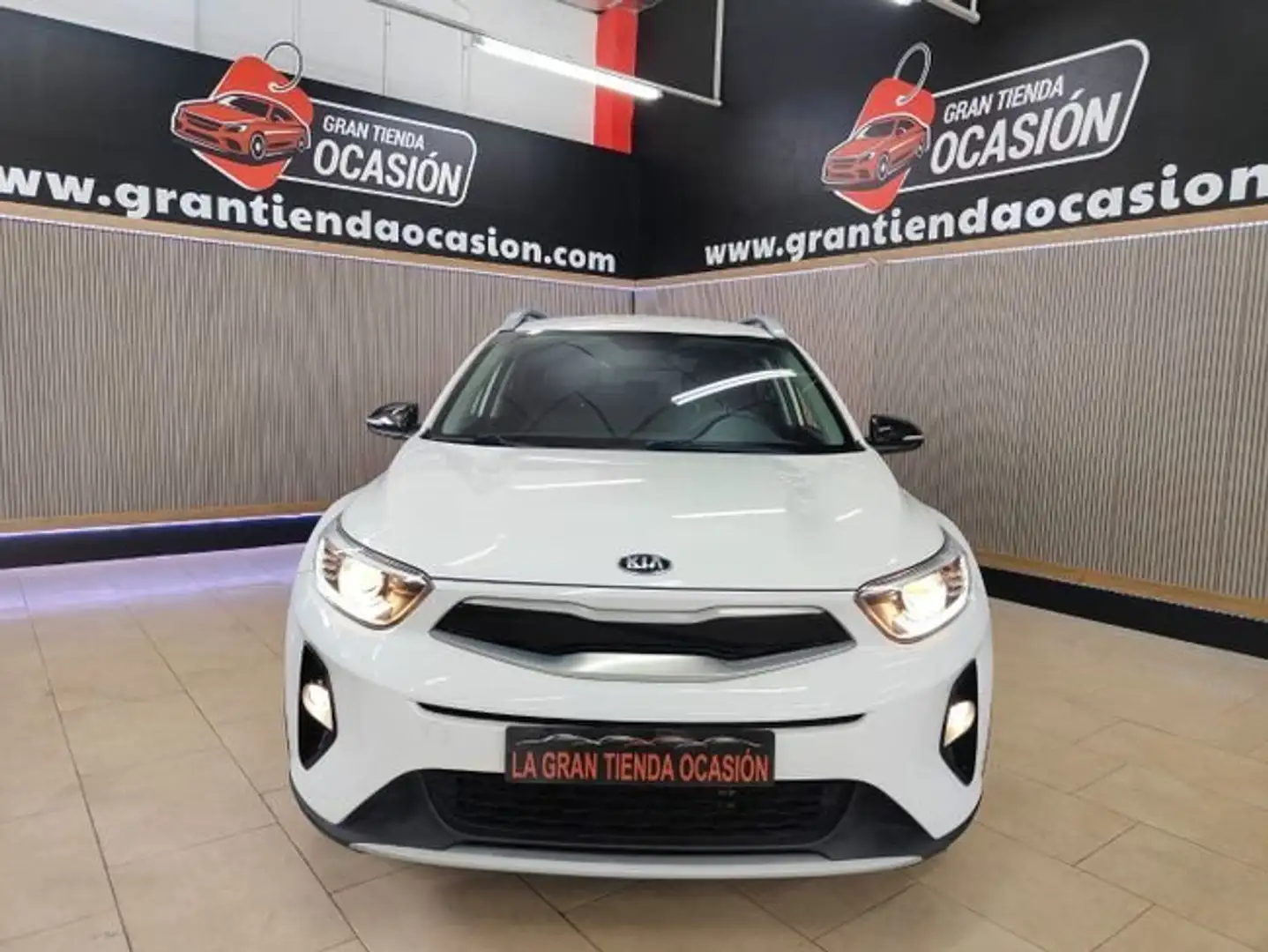 Kia Stonic 1.0 TGDi 74kW 100CV Black Edition Blanco - 2