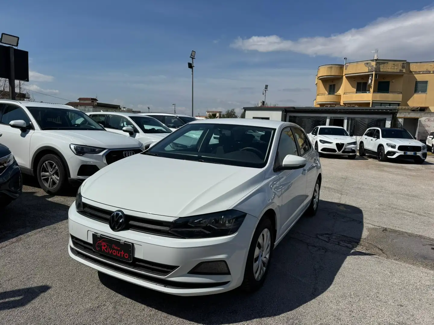 Volkswagen Polo Polo VI 2017 5p 1.0 tgi Comfortline 90cv my19 Weiß - 2