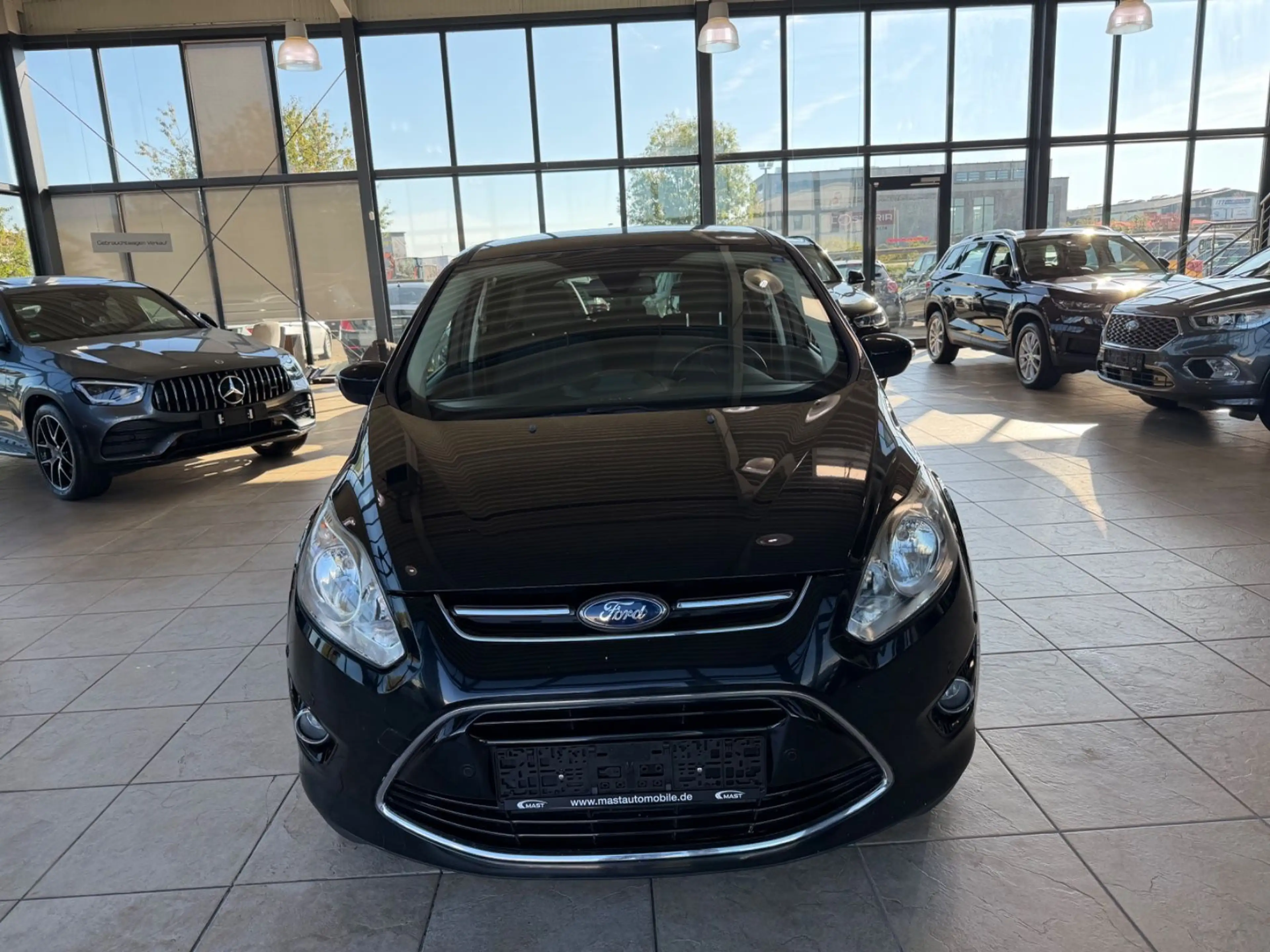 Ford C-Max C-MAX Titanium — photo 2
