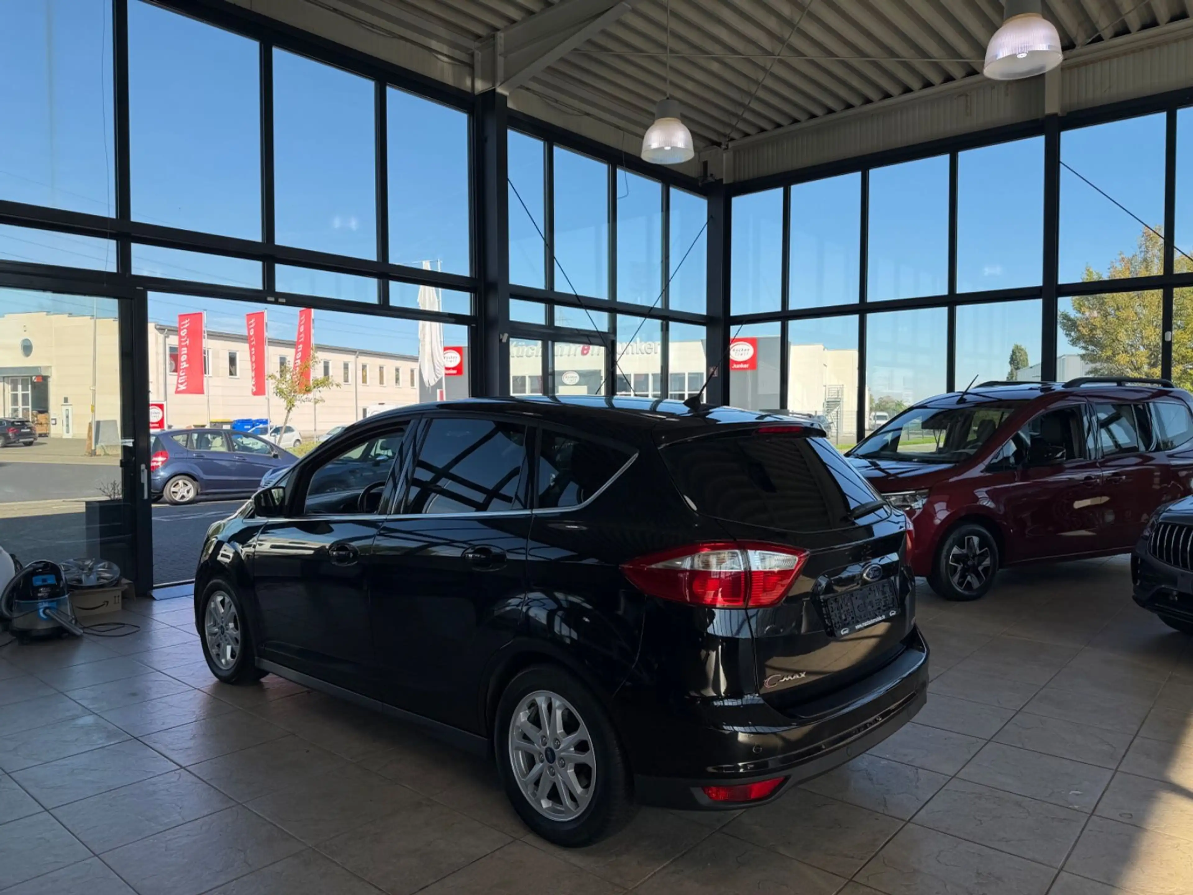 Ford C-Max C-MAX Titanium — photo 4