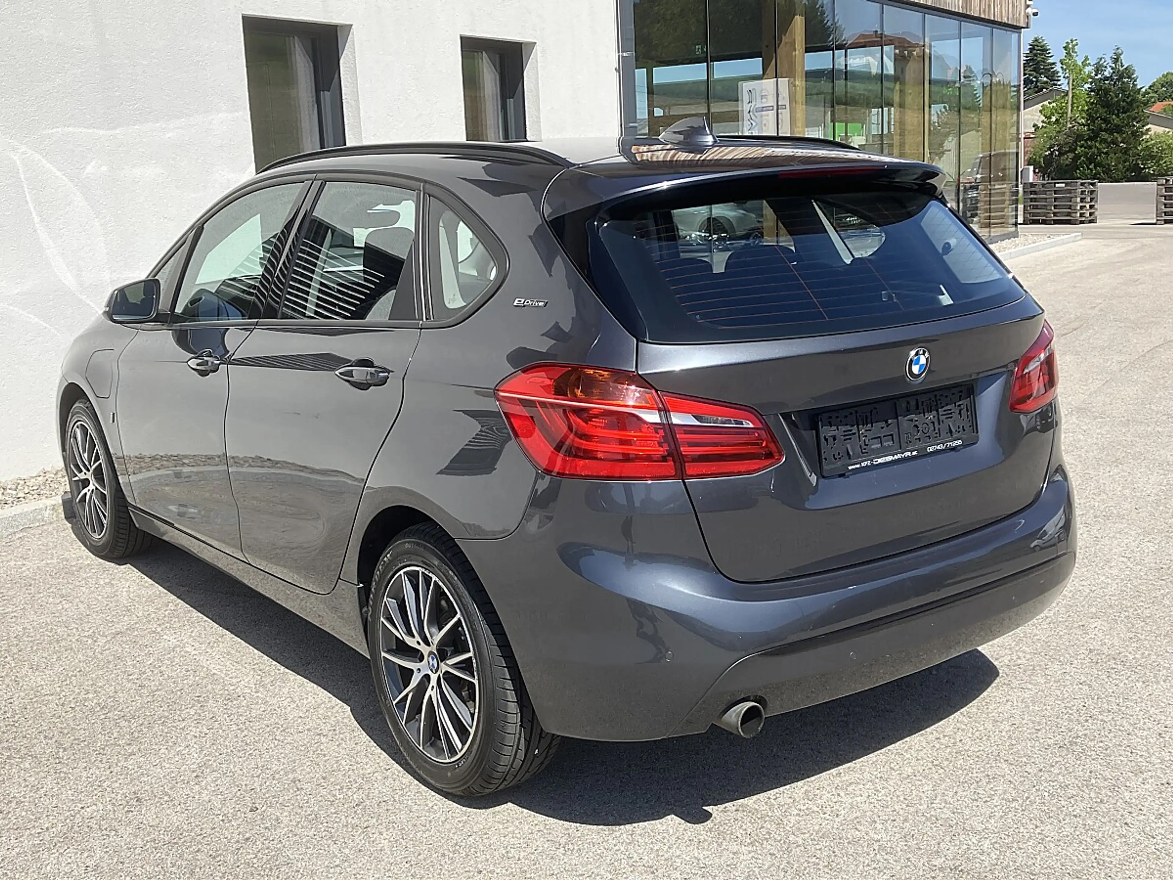 BMW 225 xe Sport Line LED Navi Head-up-Display — photo 3