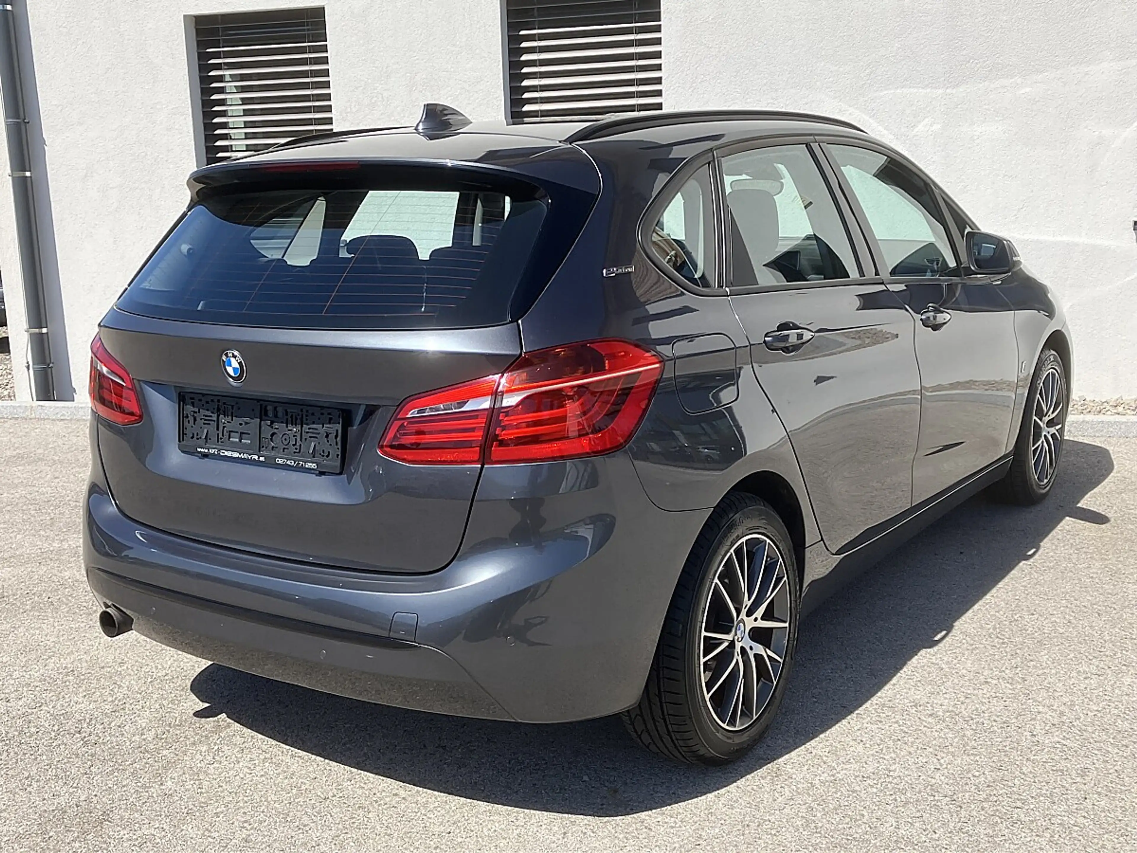 BMW 225 xe Sport Line LED Navi Head-up-Display — photo 5
