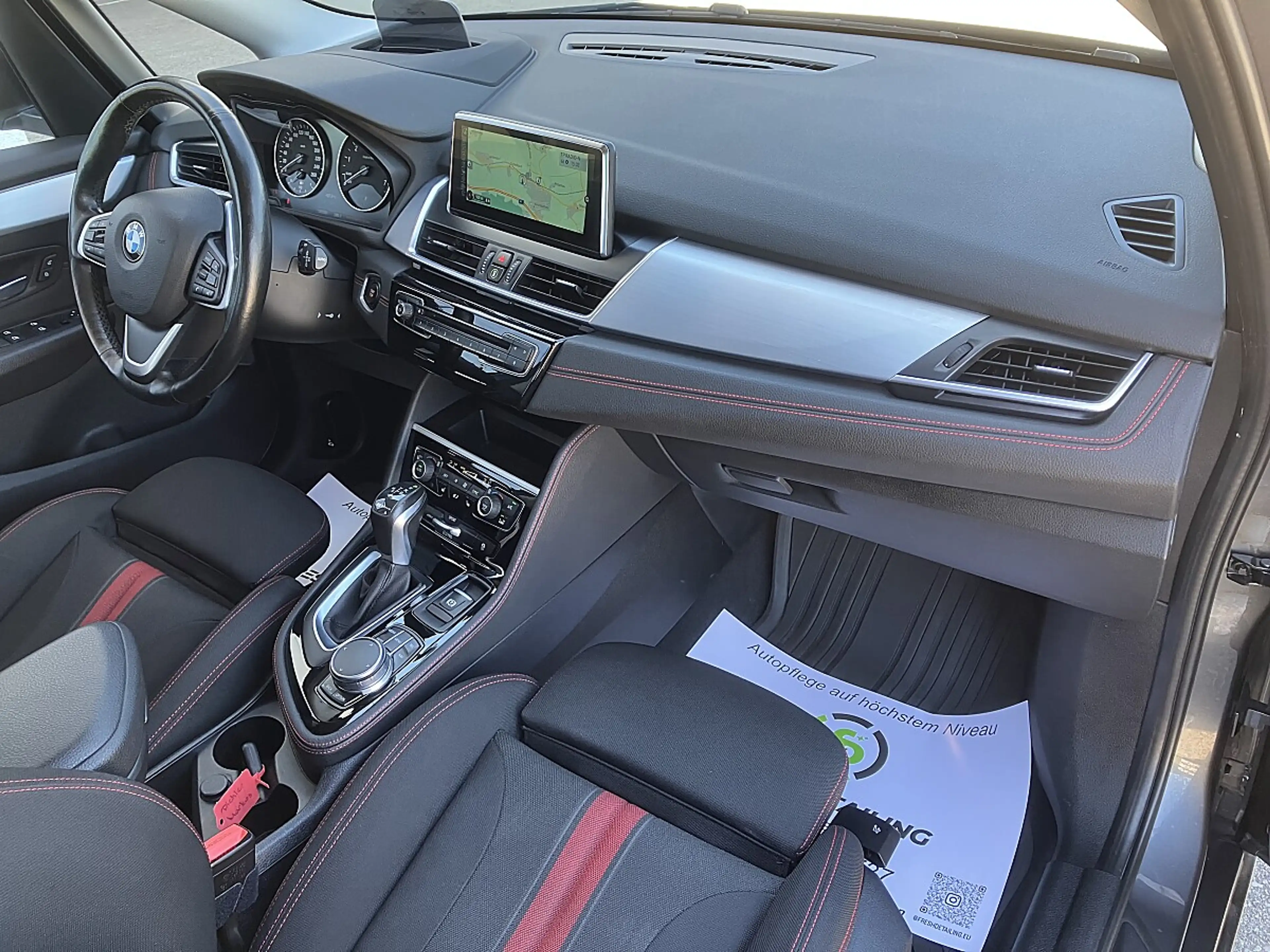 BMW 225 xe Sport Line LED Navi Head-up-Display — photo 11