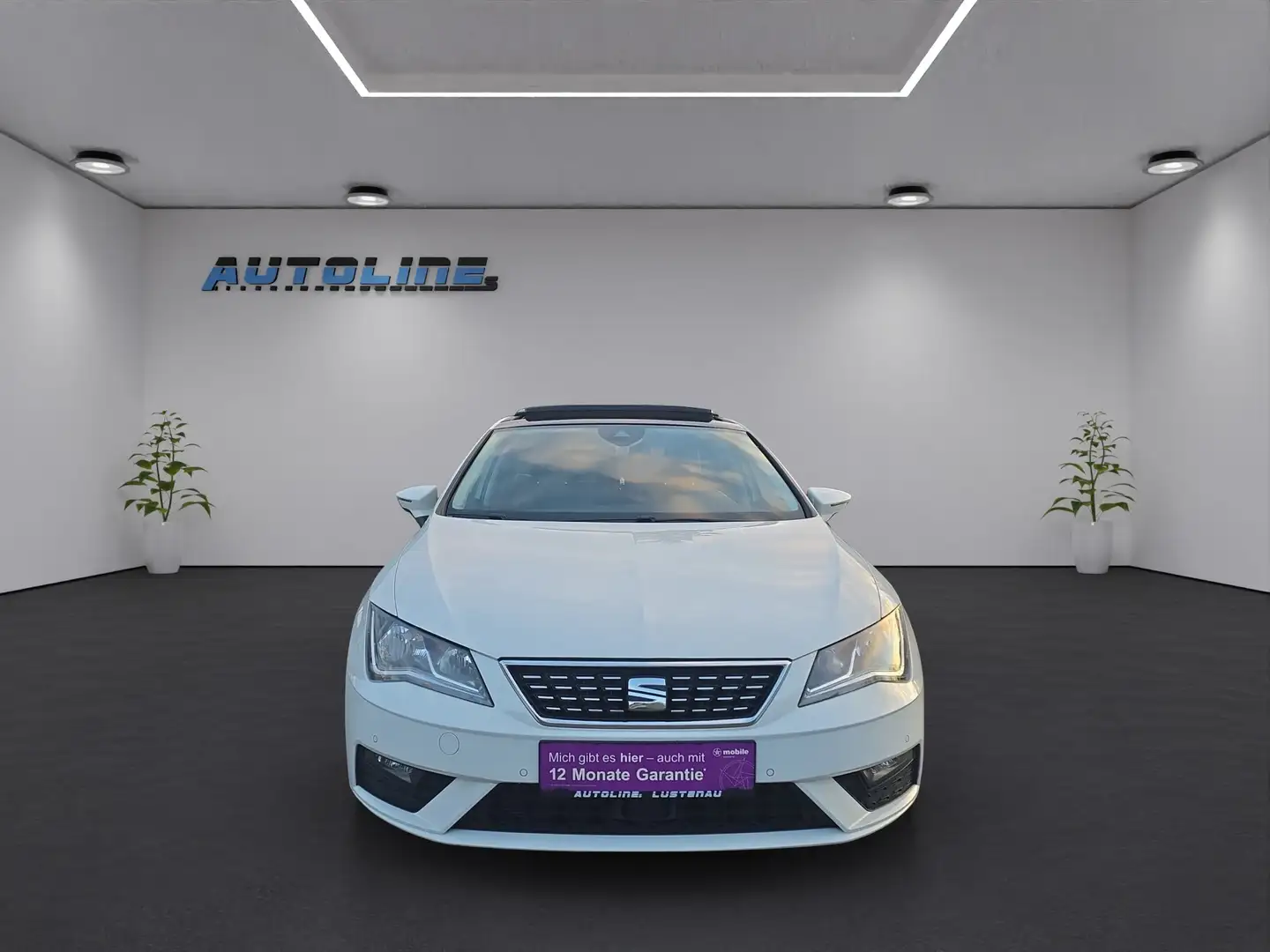 SEAT Leon 2.0 TDI DSG *PANO* *NAVI* *ABSTANDSTEMPOMAT* *PDC* Weiß - 2