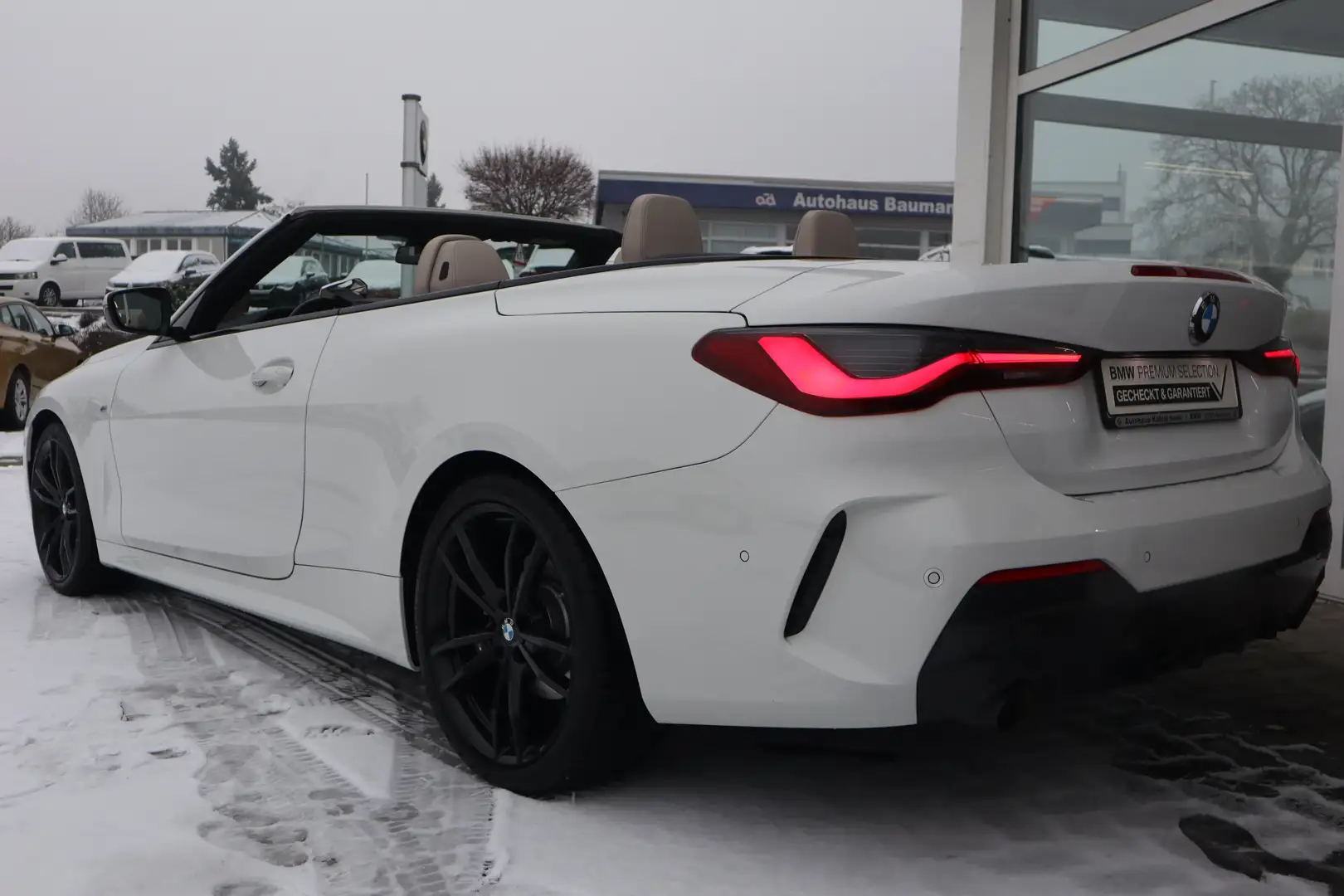 BMW 420 i Cabrio M Sport/Head-Up/HiFi/DAB/WLAN/Shz Weiß - 2