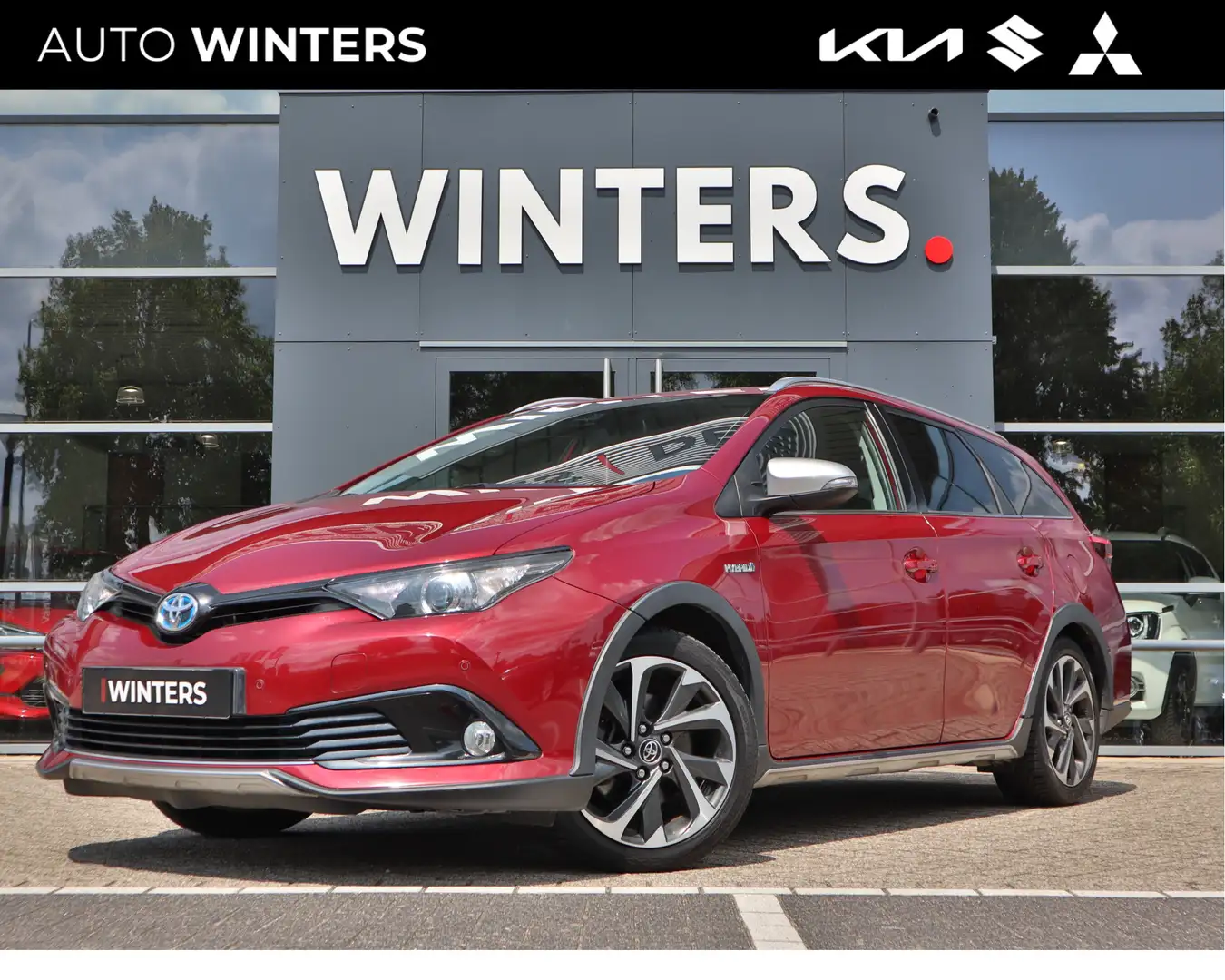 Toyota Auris Touring Sports 1.8 Hybrid Dynamic Automaat | Navig Rood - 1