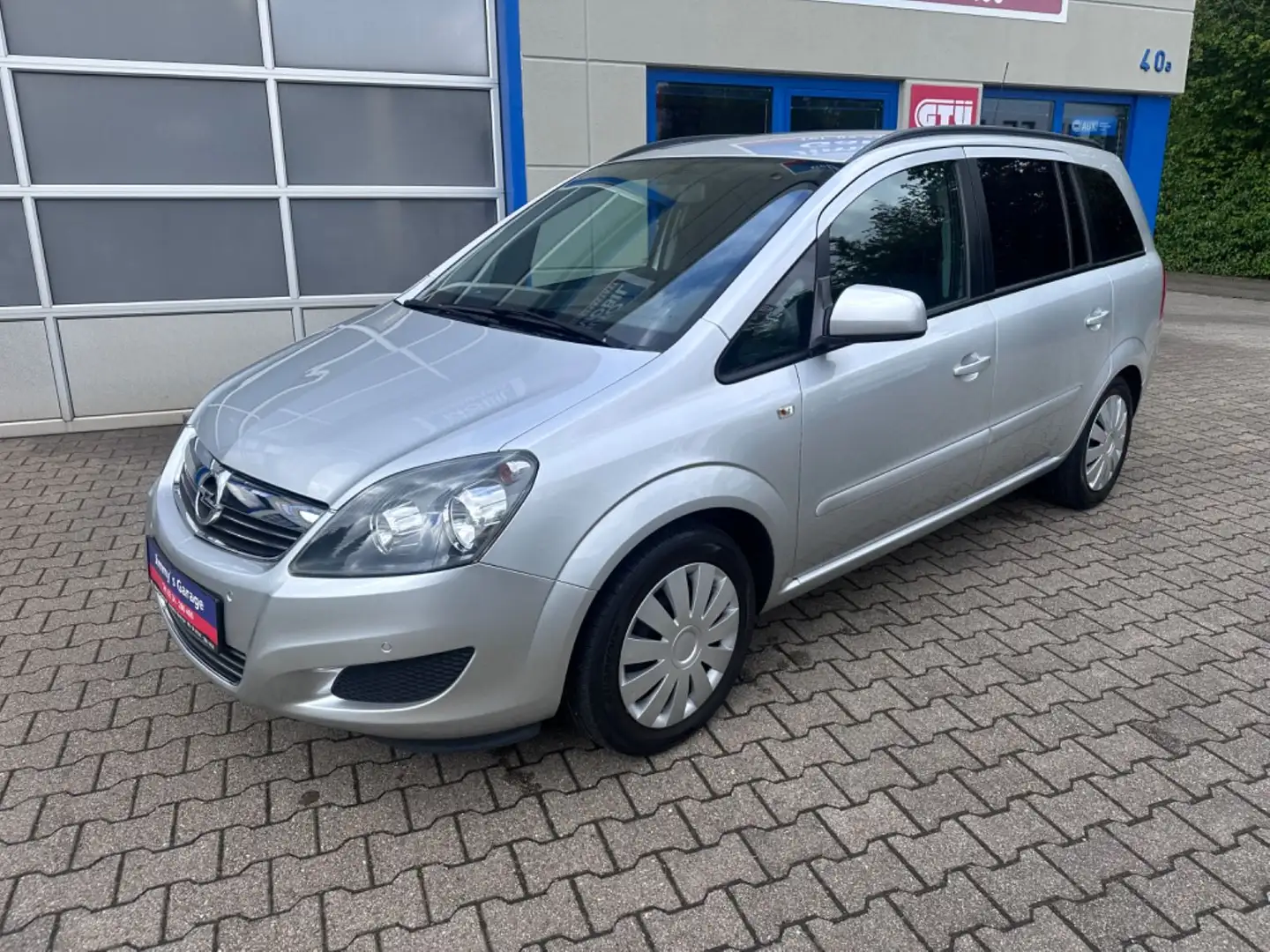 Opel Zafira B Family Ezüst - 1