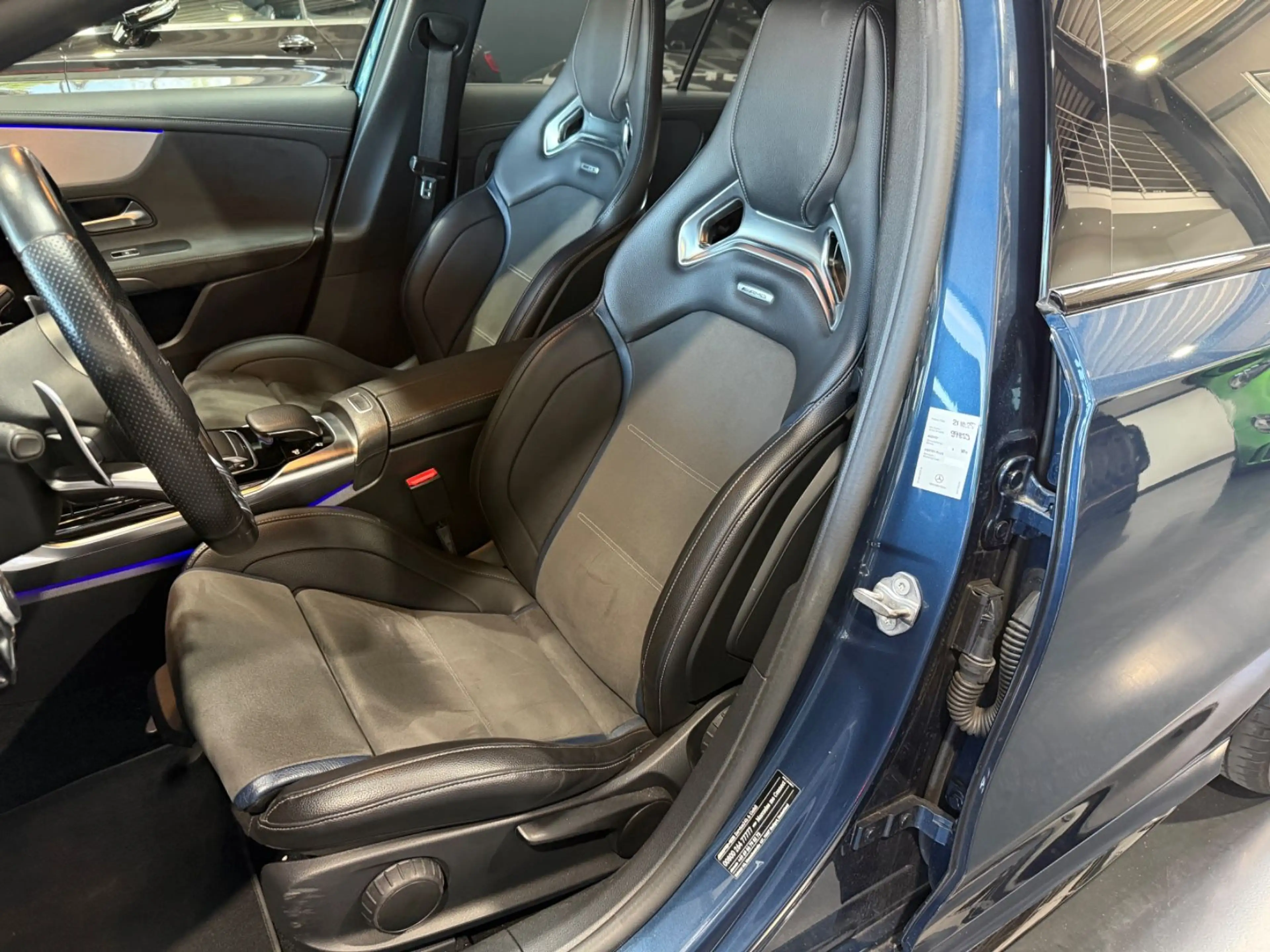 Mercedes-Benz A 35 AMG 4M Edition 1 Perf.Sitz/Kamera/Multibeam — photo 11