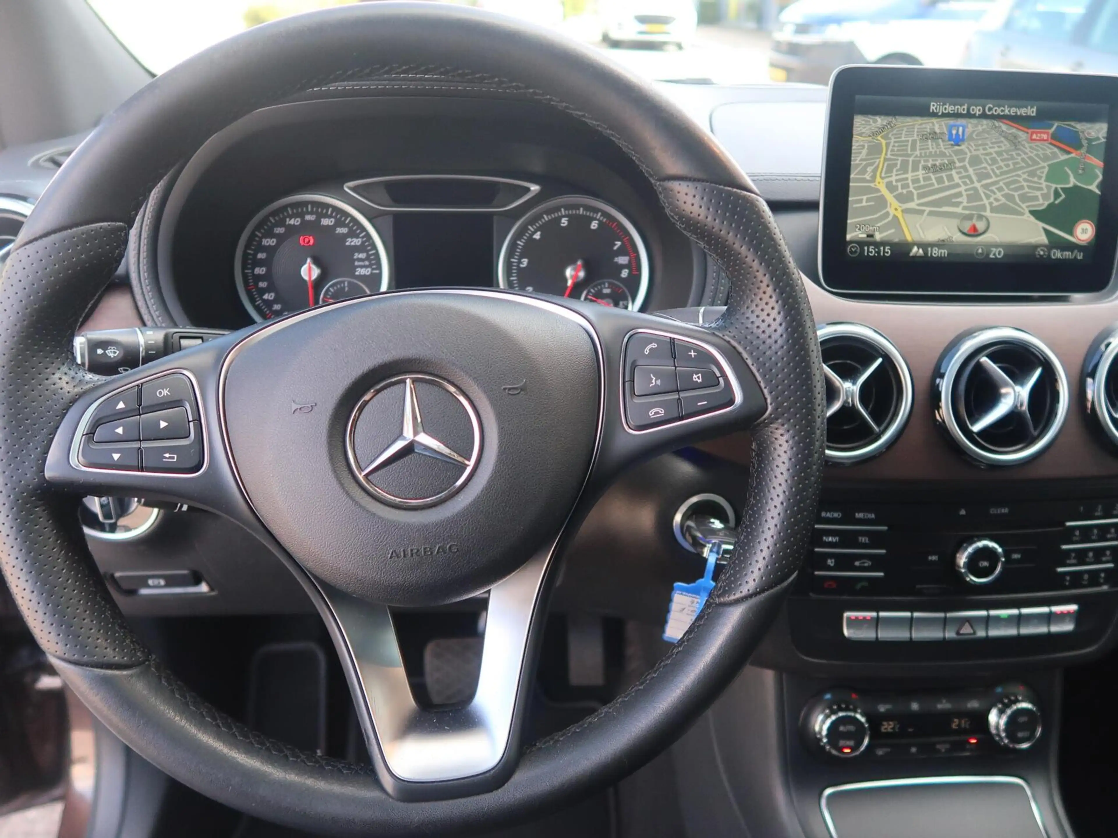 Mercedes-Benz B 180 Sport AUT F-1 PANORAMADAK|TREKHAAK|MEMORY|CAMERA|A — photo 12
