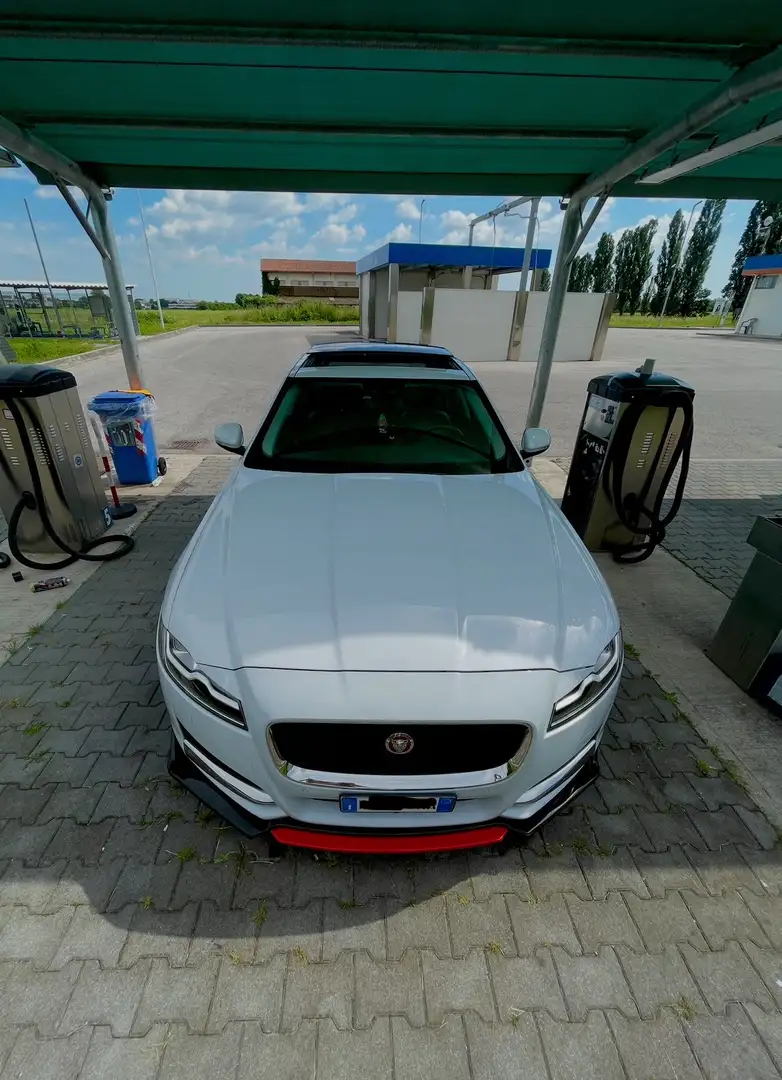Jaguar XF 3.0d V6 Prestige Business edition 300cv auto - 1