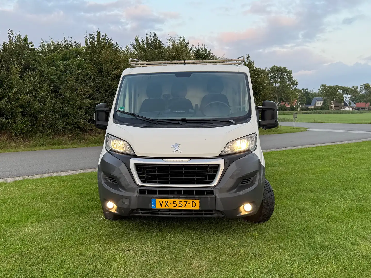 Peugeot Boxer Boxer 330 2.2 HDI L1H2 XR White - 1