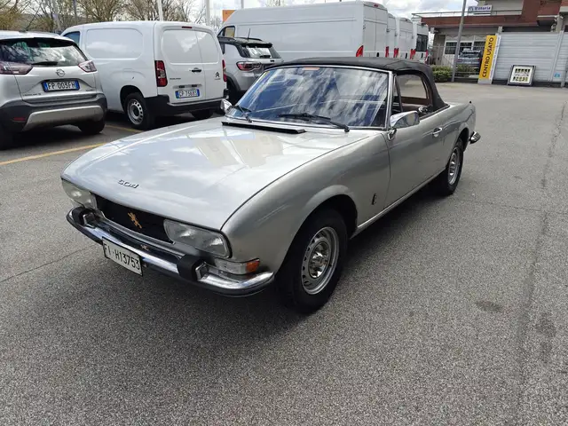 Peugeot 504 Cabrio B 02