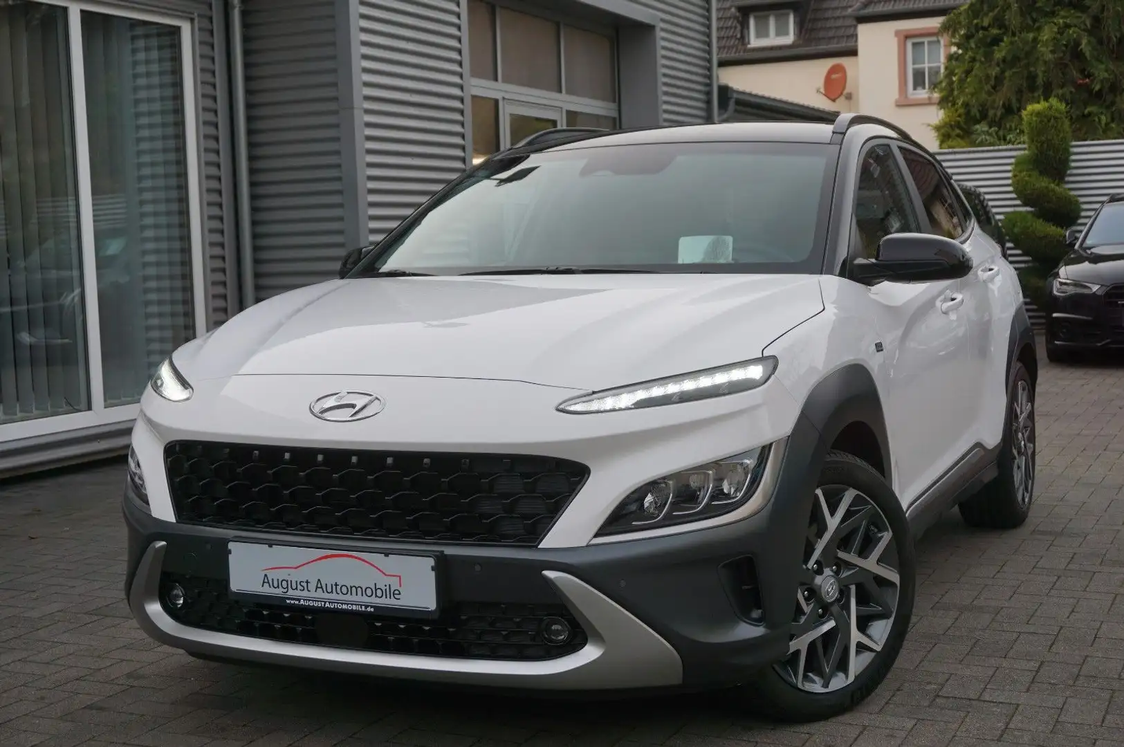 Hyundai KONA Prime Hybrid 2WD ACC Belüf 4SHZ HUD Navi Wit - 2