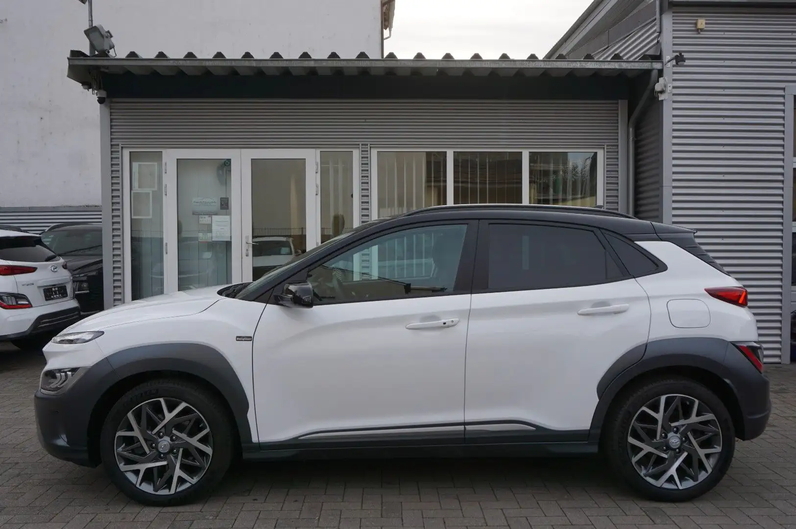 Hyundai KONA Prime Hybrid 2WD ACC Belüf 4SHZ HUD Navi Wit - 1