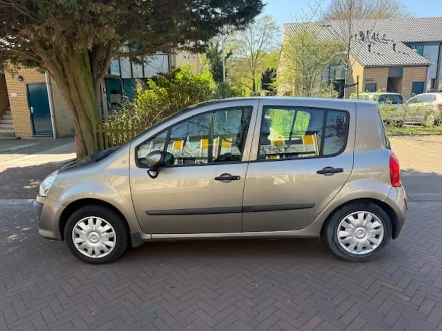 Renault Modus Airco / 40.000 NAP / Bouwjaar 2010 / Leuke auto Beige - 2