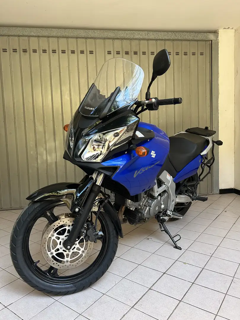 Suzuki V-Strom 650 Splendida V-Strom blu elettrico, come nuova! Blu/Azzurro - 1