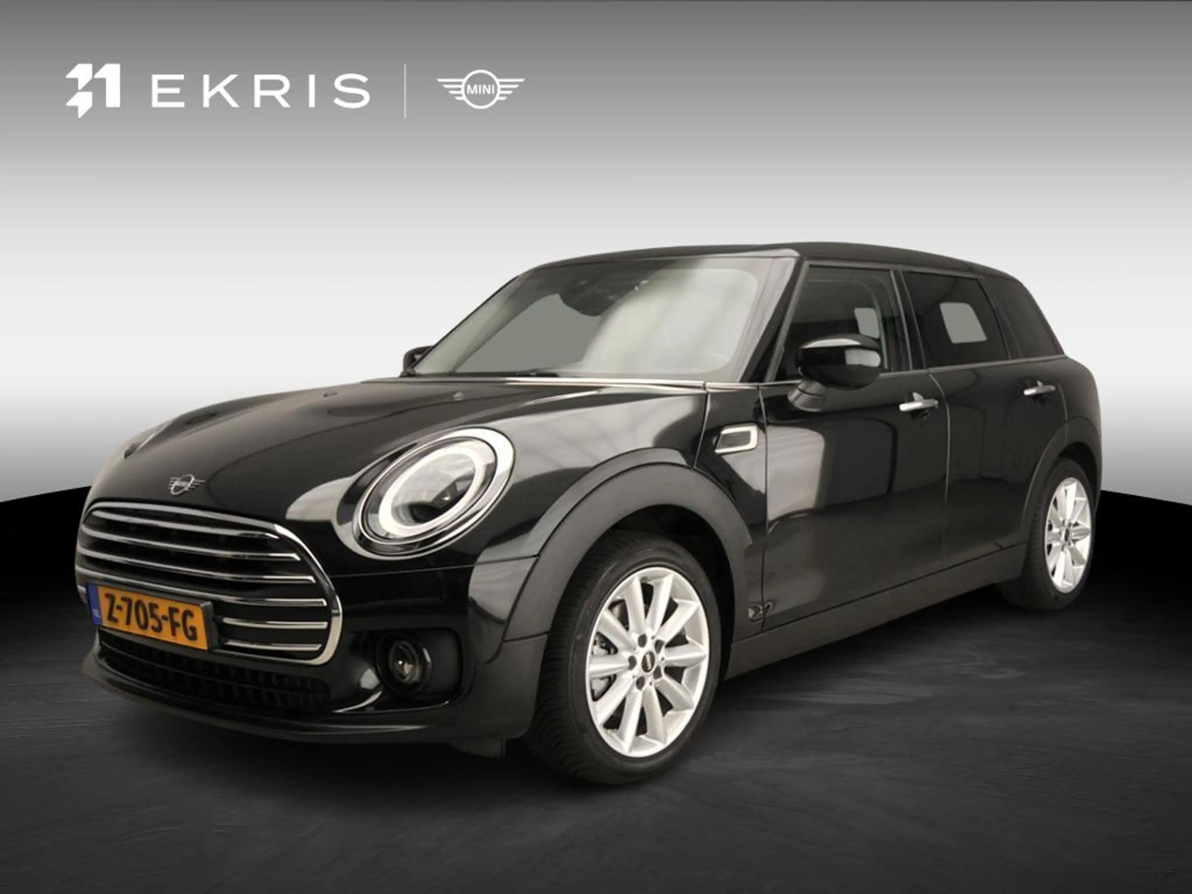 MINI Cooper Clubman 1.5 | LED | Navigatie | Sportstoelen | Stoelverwar