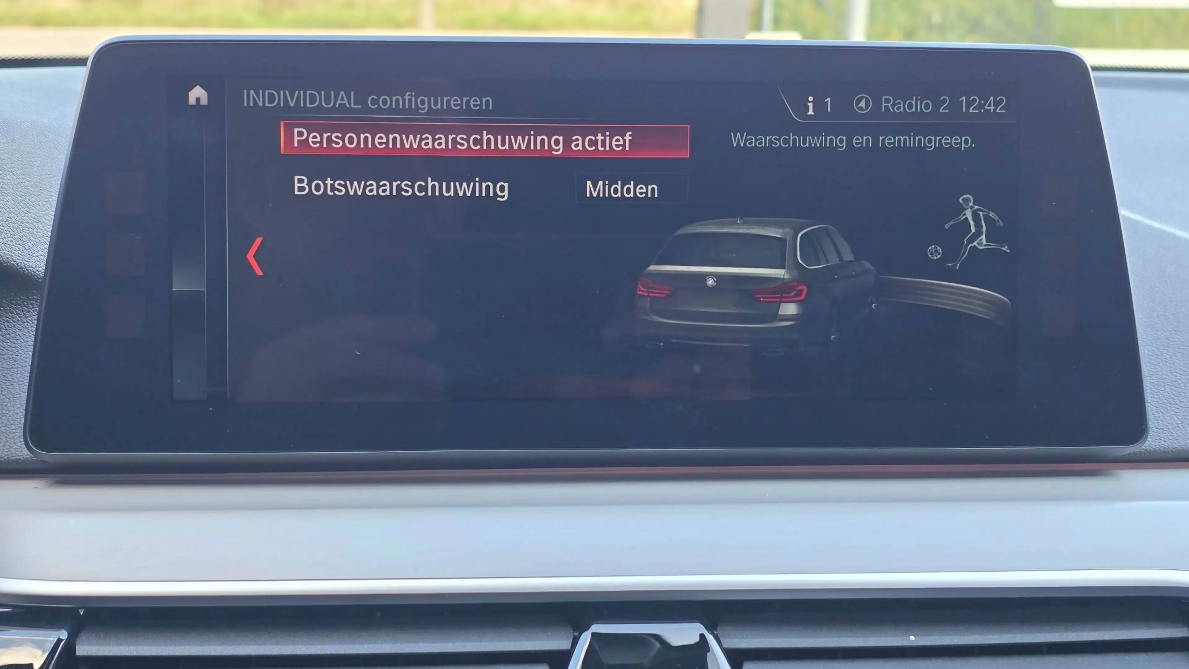 BMW 520 Touring 520 dA — photo 20