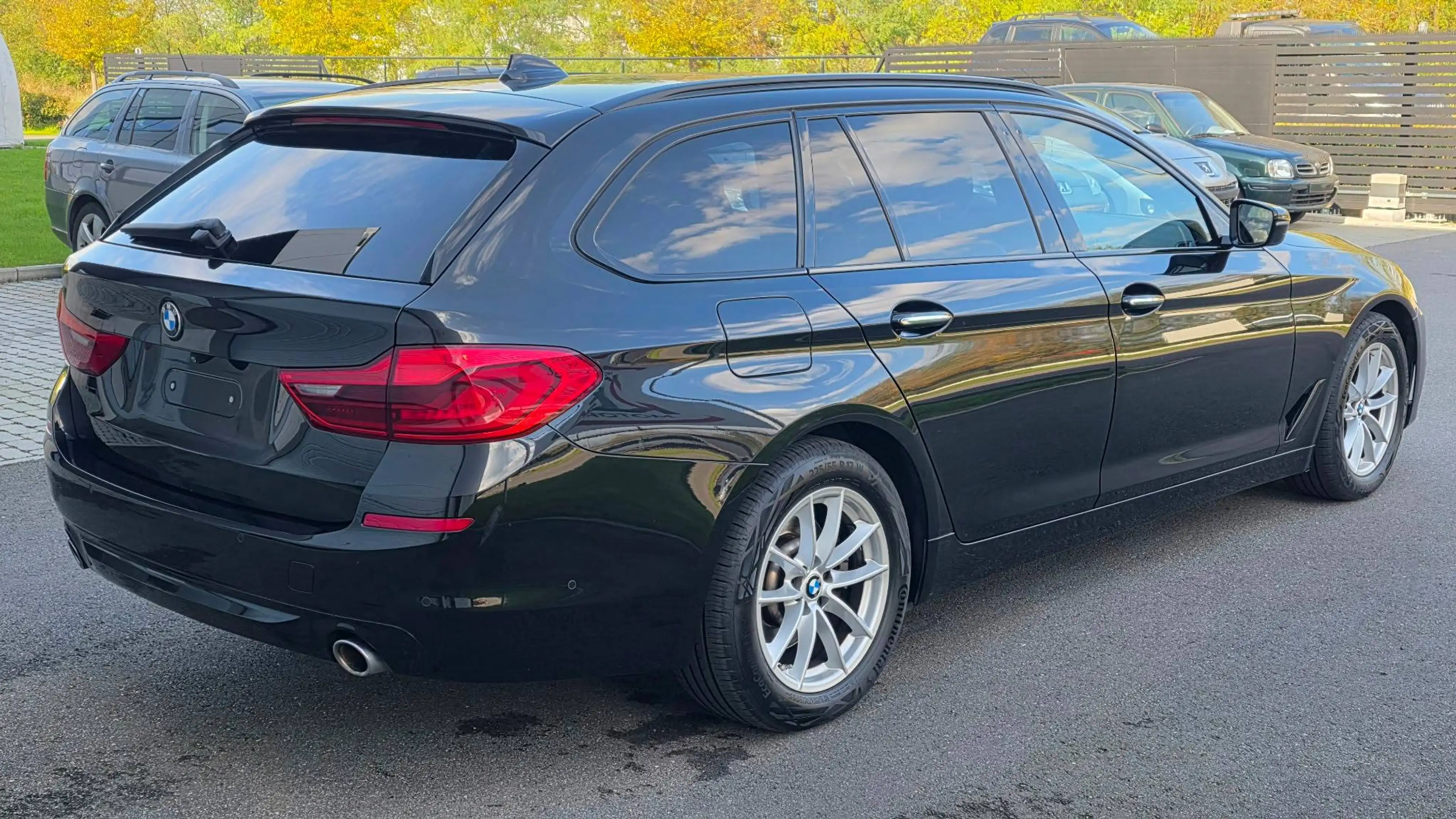 BMW 520 Touring 520 dA — photo 3