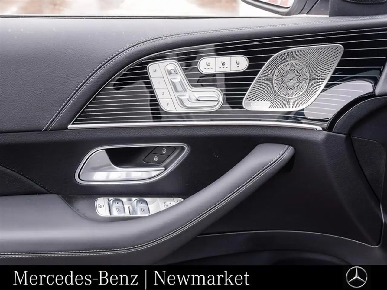 Mercedes-Benz GLE снимка Mercedes-Benz GLE