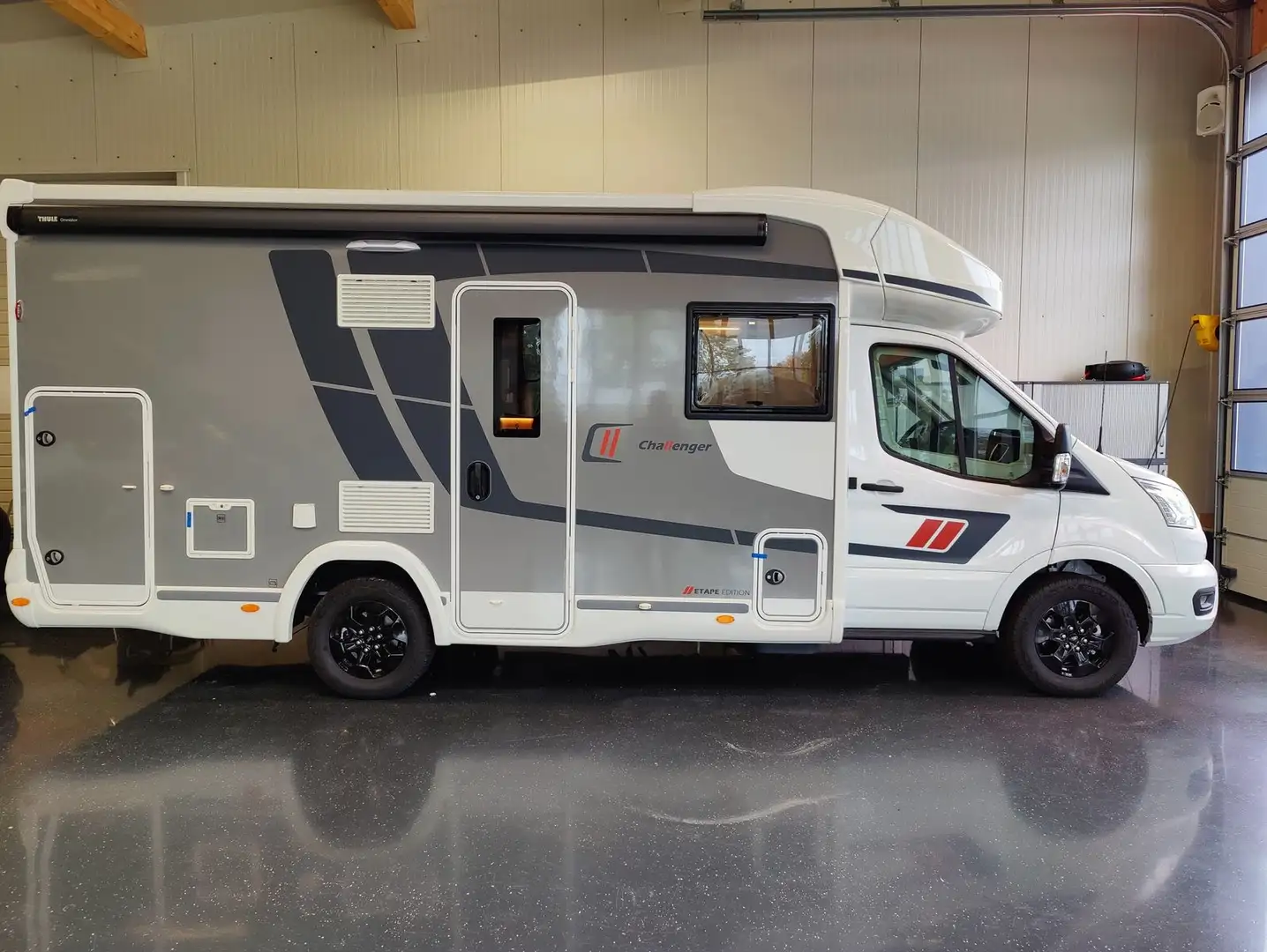 Challenger 260 Etape Edition 165PS.Autom.Solar.Arctic - 2