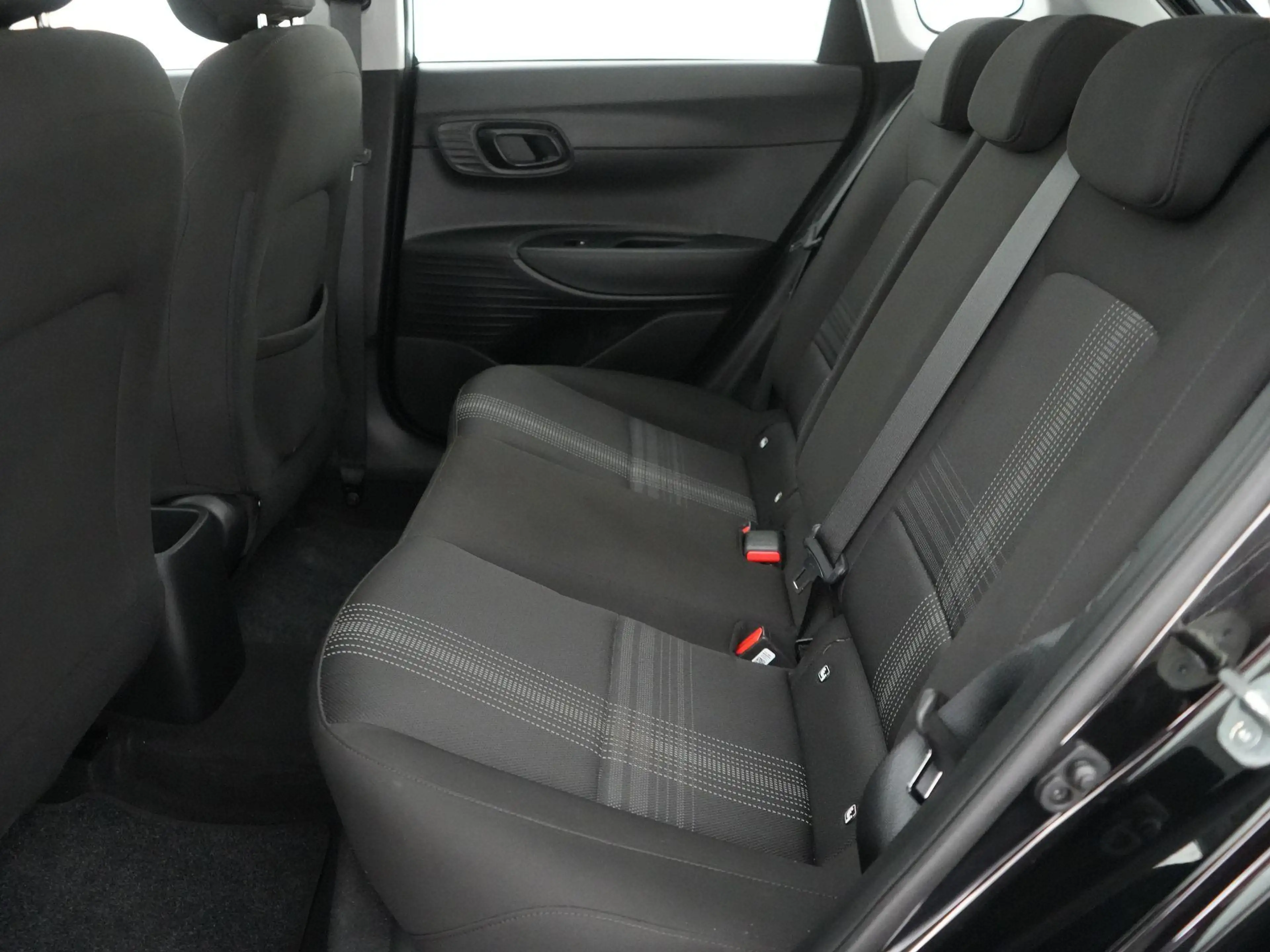 Hyundai i20 1.0 T-GDi 48V 88kW Sky N-Line — photo 15