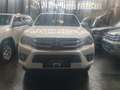 Toyota Hilux 2.4 D-4D 4WD Comfort Blanc - thumbnail 2