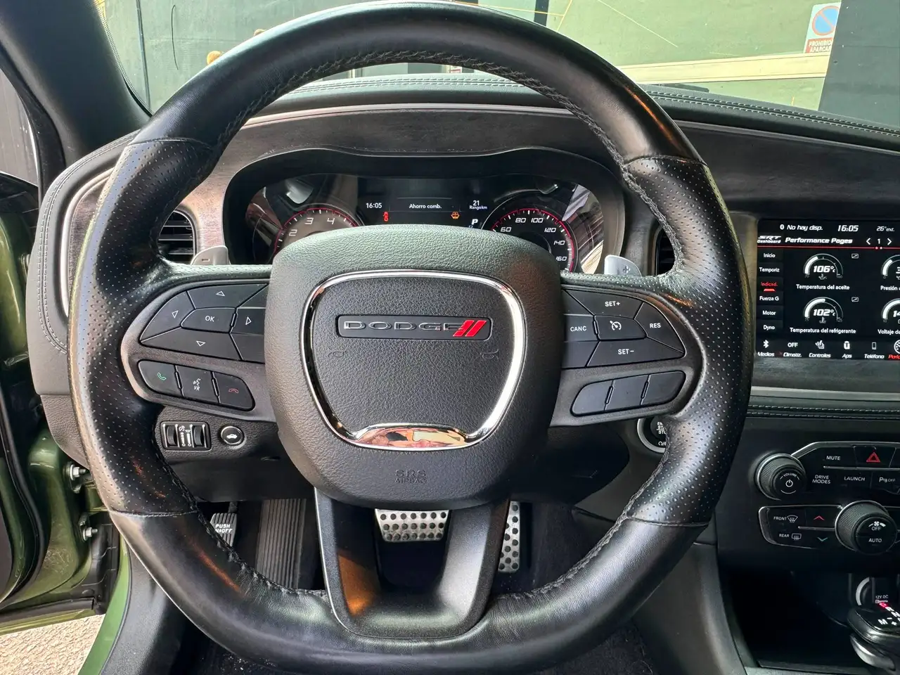 Dodge Charger 2021 — фото 11